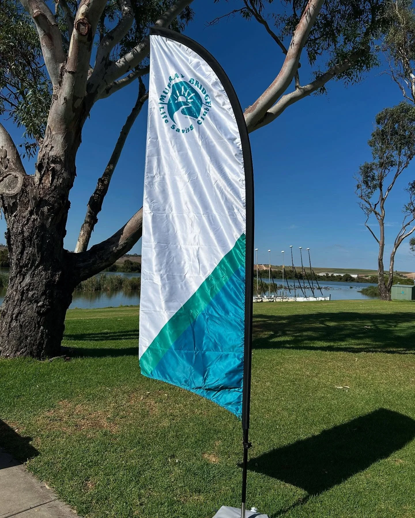 Flags Flags Flags 
The flags were flying high and they looked a treat at last nights meet. 

Thanks to everyone who helped picking things up and putting equipment back on the trailer. Your help is greatly appreciated. ❤️

Please bring your handbooks 