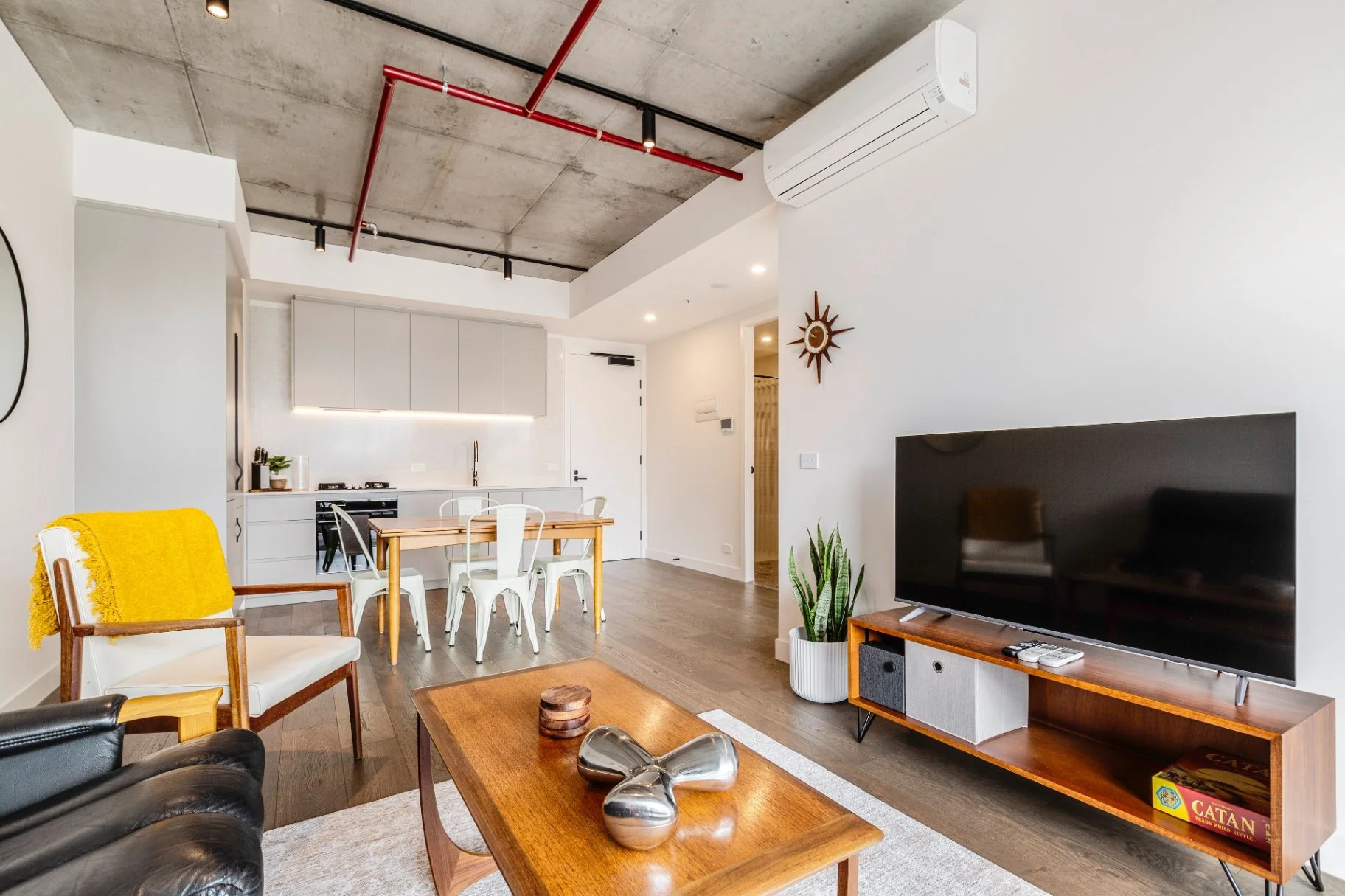 Professionally shot Airbnb, showing clean, open spaces that reflect the style and feel of an interior. Working with an industrial edge, but creating an interior warmth and sense of comfort.