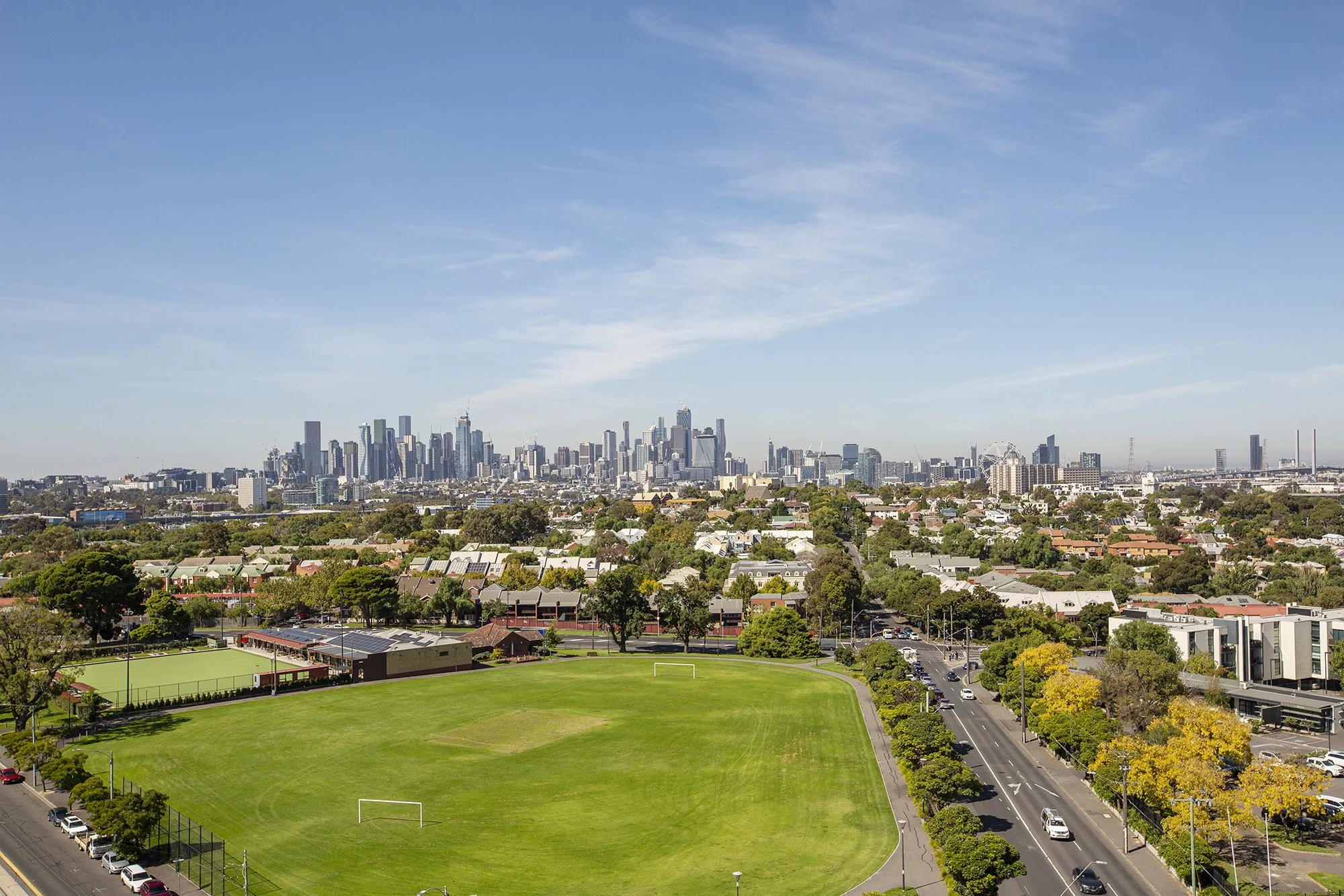 Spring Racing Carnival Is Coming: How to Get Your Melbourne Airbnb Booking-Ready