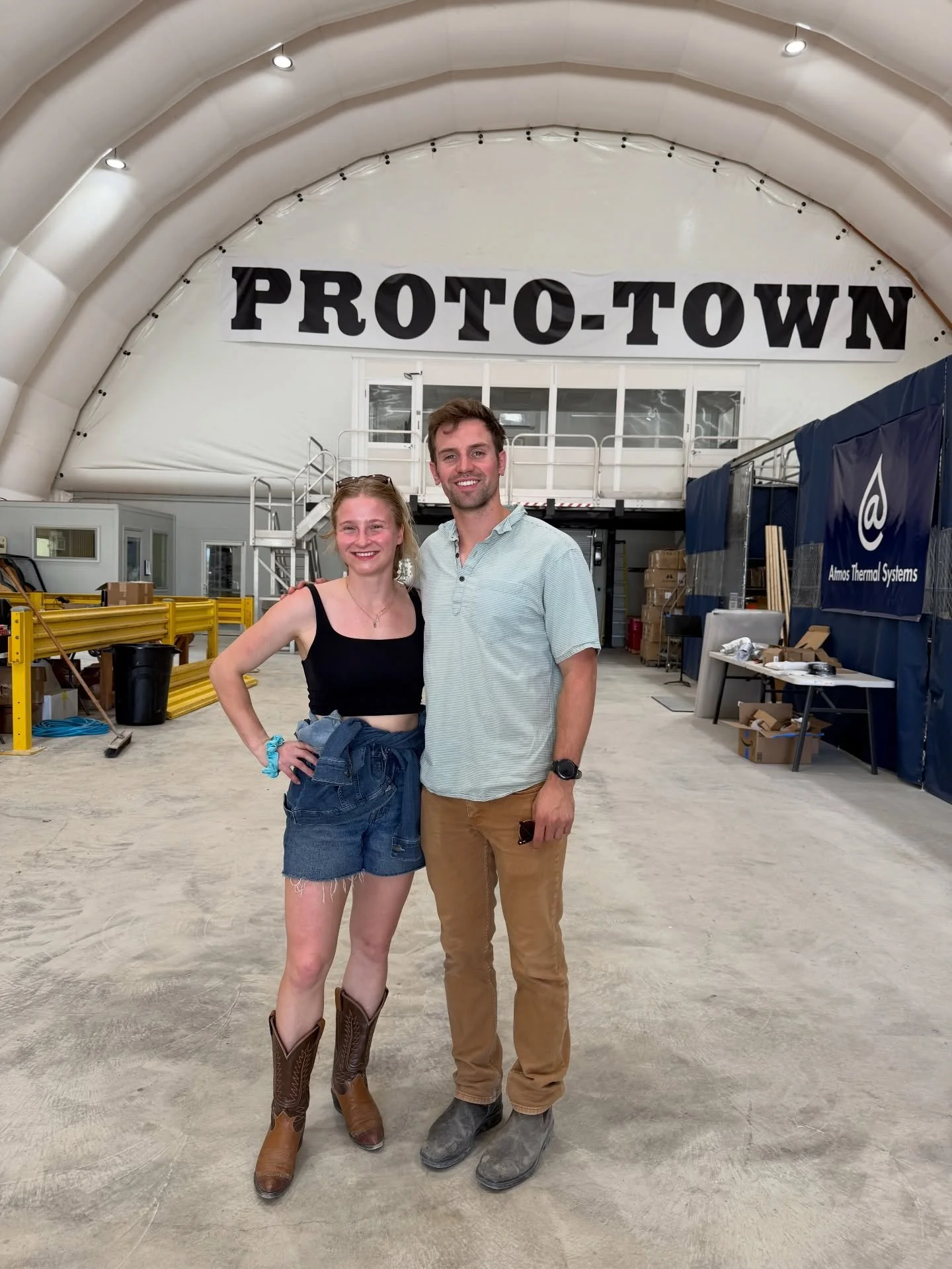 So cool what @merlenye is doing in the Lone Star State🌟🇺🇸. Welcome to Proto-Town!
His cousin @almaleonenye, his Nana @juanitanye, and I got to witness the incredible scope of work happening at Proto-Town!
