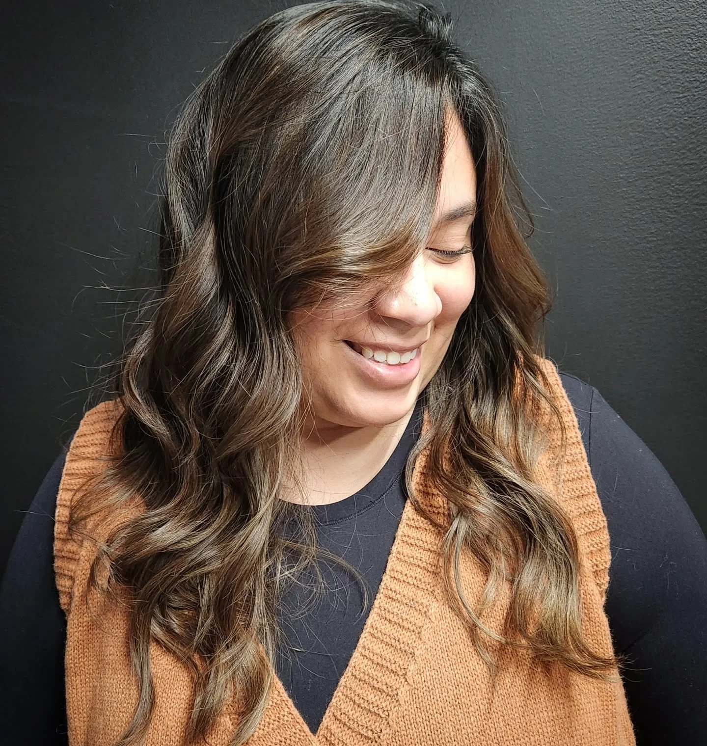 VOID GIVES GOOD
✂️HAIR✂️

#ogdenhairstylist #ogdenhair #ogdensalon 

Double tap if you love a good hair day 😏💁🏽&zwj;♀️