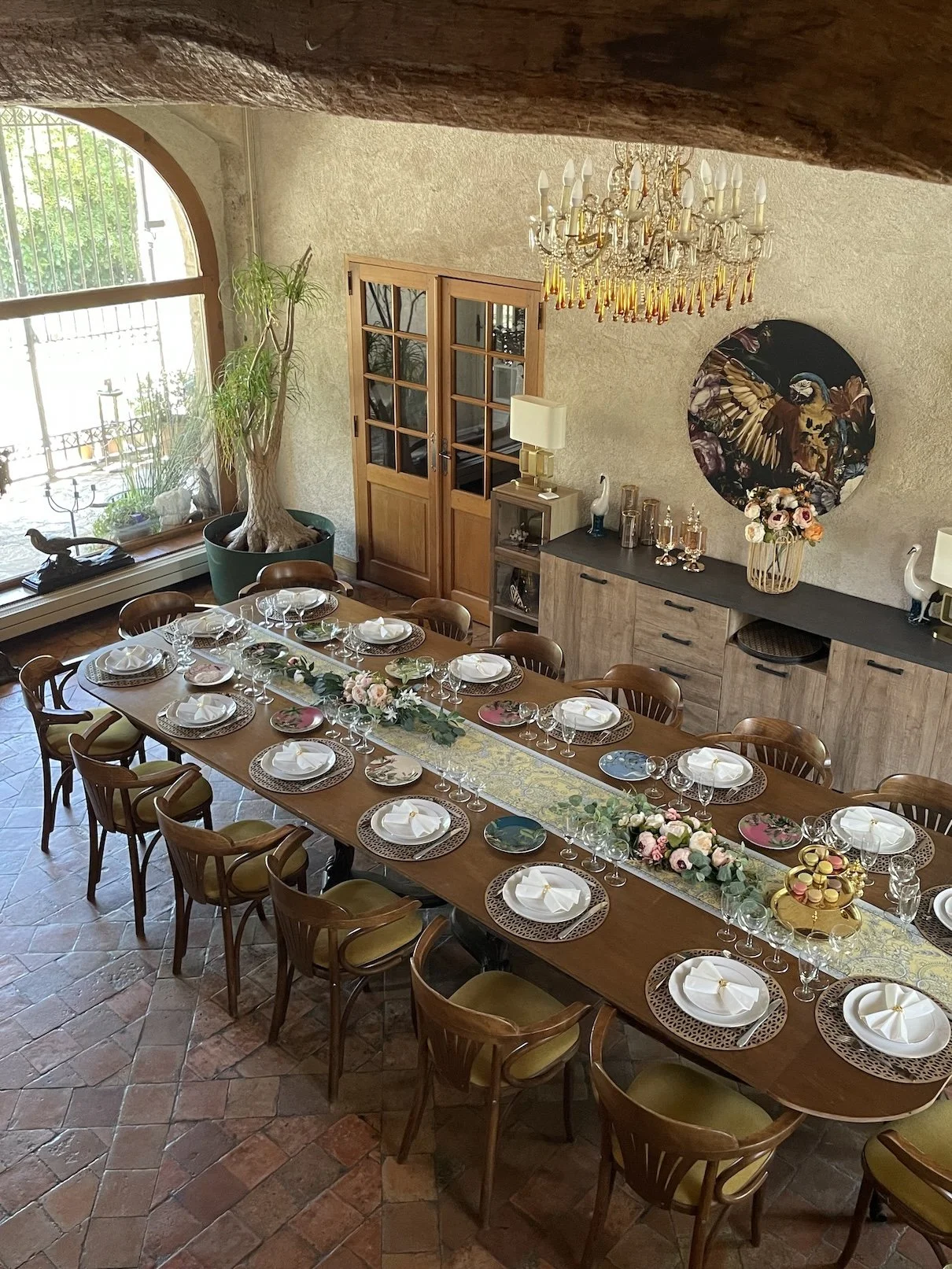 table de réception dans le salon de la Boursicauderie