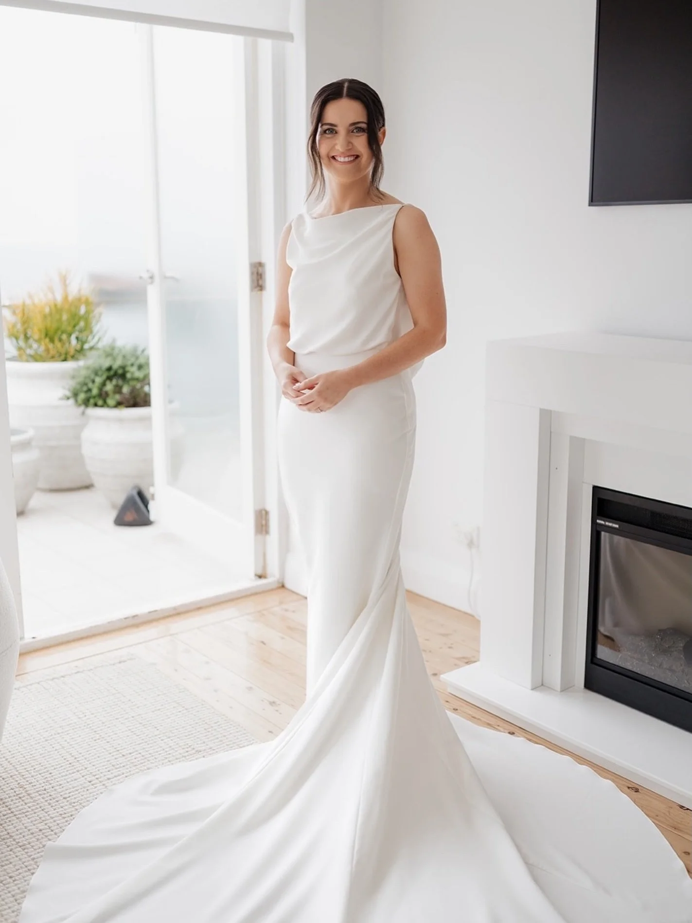 We simply had to reshare the gorgeous Bree again 🤍
⠀⠀⠀⠀⠀⠀⠀⠀⠀
This timeless look is an all time favourite of ours
⠀⠀⠀⠀⠀⠀⠀⠀⠀
@azurephotography 
#naturalweddingmakeup #bridalupdo #weddingmakeupsydney #bridalhairsydney