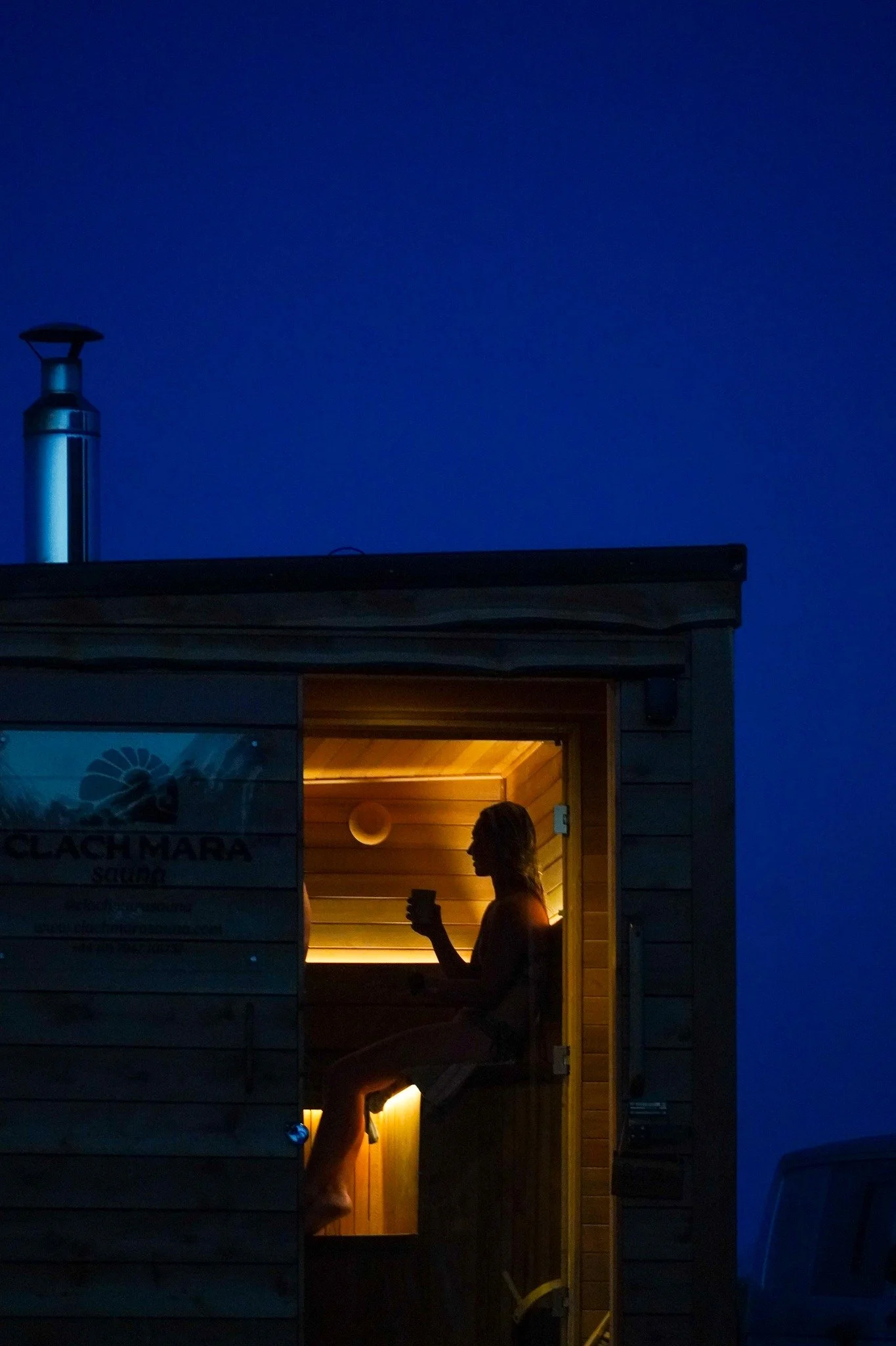 We are fully into the season of dark nights 🌙 and finally putting the sauna lights to some proper use! 💡🔥

We love the long summer evenings, but it&rsquo;s time for the heat of the sauna to come into its own on these short winter days ❄️🌅

This w