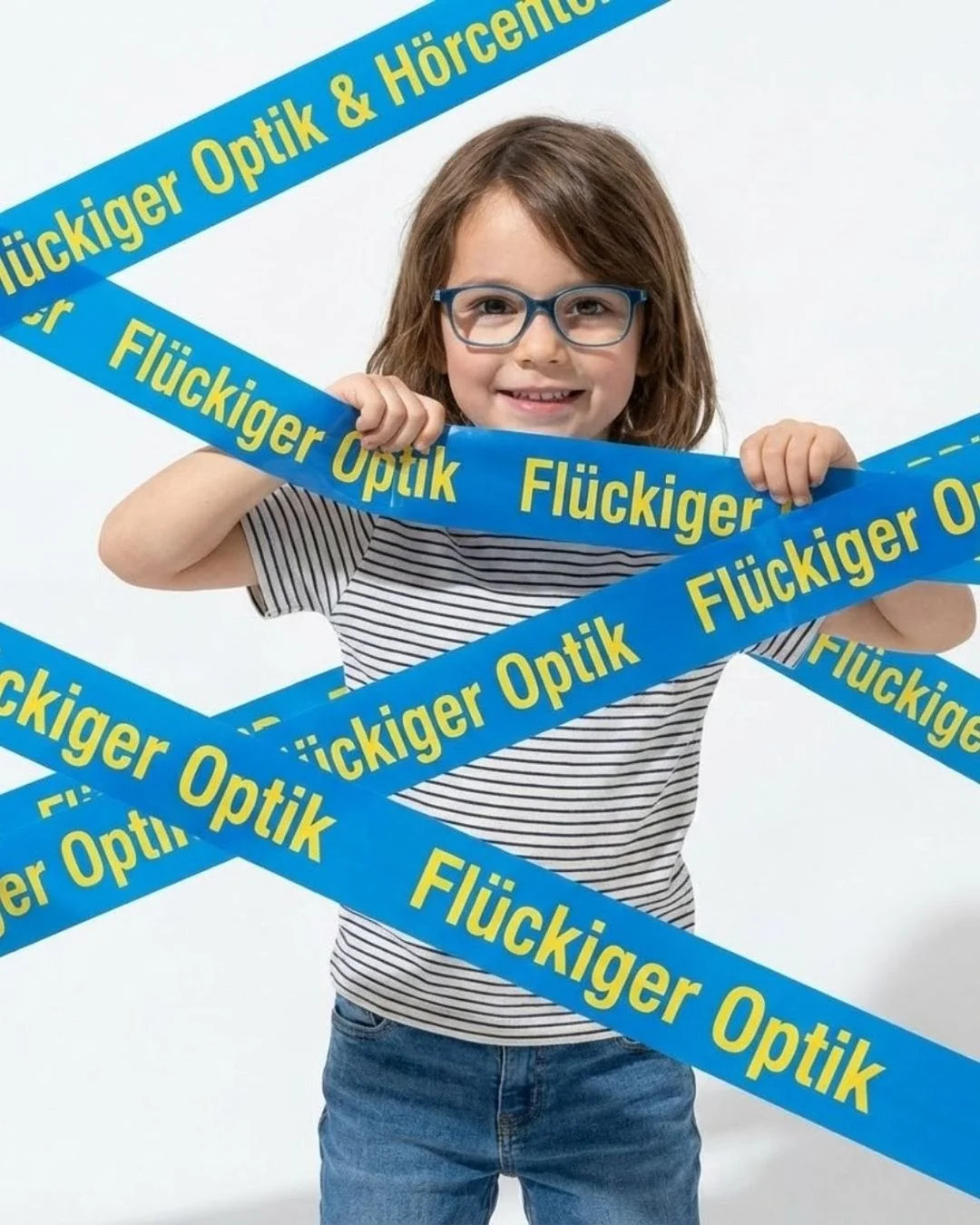 👧🧒 Kinderbrillen, die mitmachen &ndash; nicht st&ouml;ren. 👓✨

Gute Sicht ist gerade f&uuml;r Kinder super wichtig &ndash; in der Schule, beim Spielen und beim Entdecken der Welt. Unsere Kinderbrillen sind leicht, robust und sitzen so bequem, dass