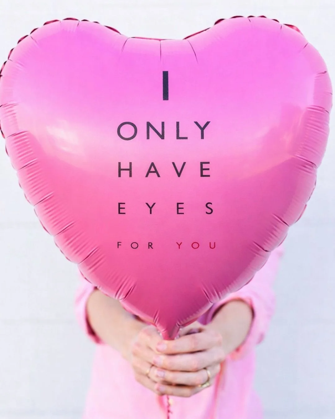 I only have eyes for you 💕👁️

Und genau deshalb verdienen deine Augen unsere volle Aufmerksamkeit!

Ob Vorsorge, neue Brille oder einfach ein kurzer Check &ndash; wir nehmen uns Zeit f&uuml;r dich und dein Sehen ✨👓

Denn gutes Sehen ist nicht nur 