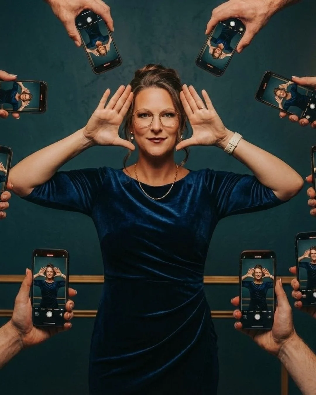 St&auml;ndig im Fokus 📱👁️

Ob Smartphone, Tablet oder Bildschirm &ndash; unsere Augen sind heute rund um die Uhr gefordert. Dauerhaftes Nahsehen, grelles Licht und wenig Pausen k&ouml;nnen die Augen schnell erm&uuml;den 🙄

Mit regelm&auml;ssigen S