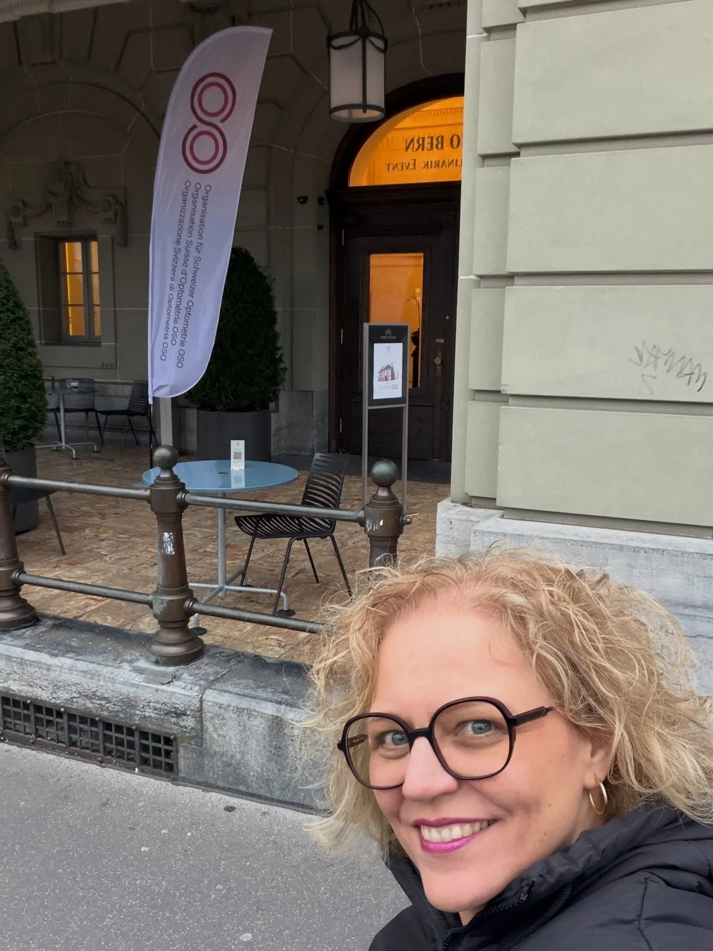 Heute an der OSO-Fachtagung in Bern.

Weiterbildung geh&ouml;rt f&uuml;r uns einfach dazu. Die Optometrie entwickelt sich st&auml;ndig weiter &ndash; neue Erkenntnisse, spannende Vortr&auml;ge und viele Impulse f&uuml;r den Alltag im Fachgesch&auml;f