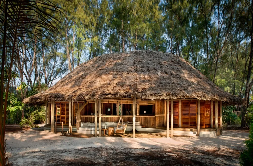 Lodge Family beach banda – Mnemba Island, Zanzibar, Tanzania