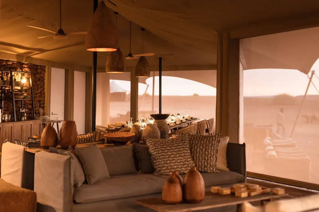 nomara-desert-rhino-camp-lounge-dining-interior-w1024.webp