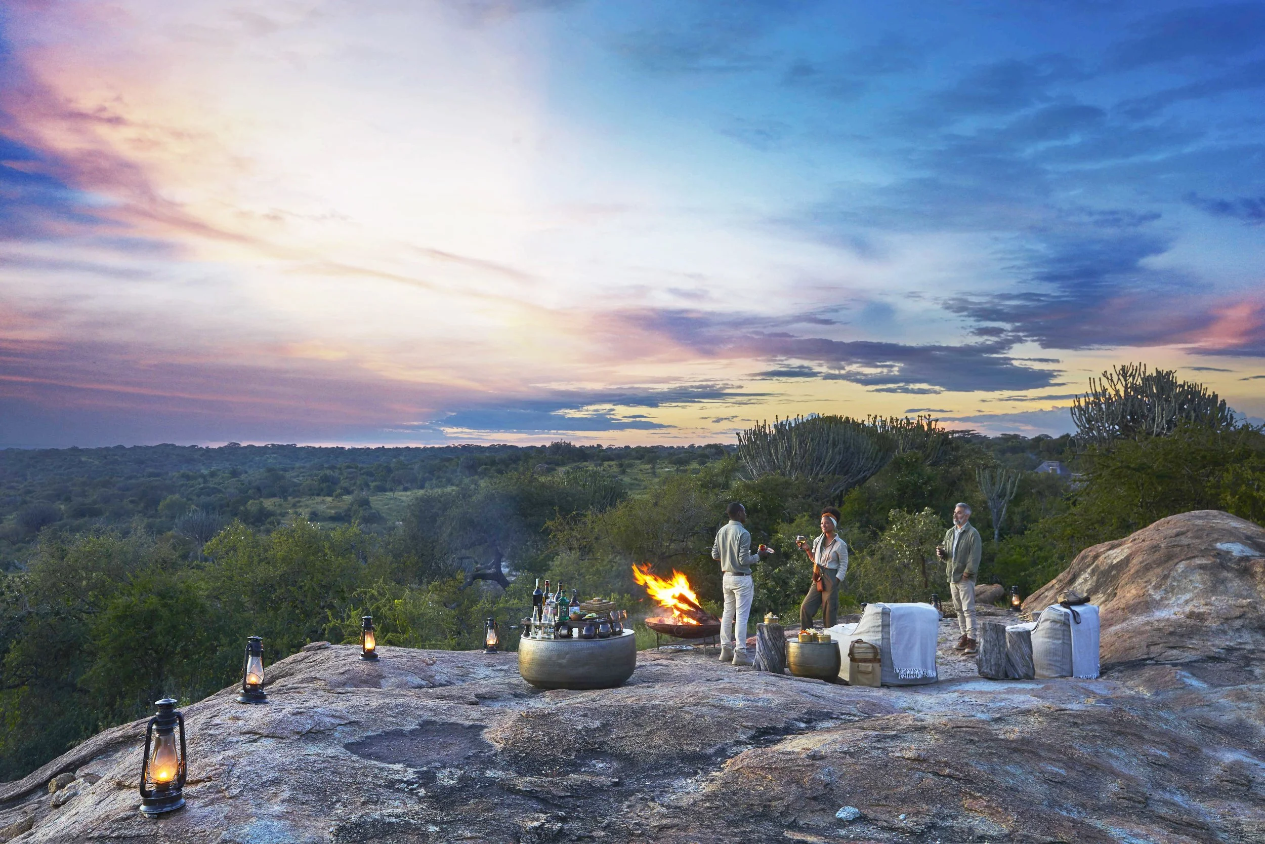 Mwiba Lodge - Sundowner rock sunset.jpg