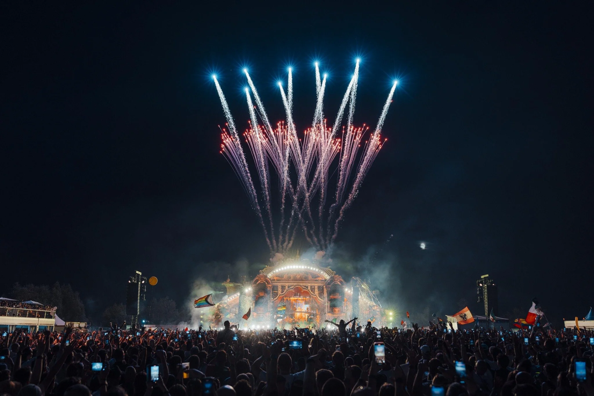 Tomorrowland-2024_unievento (1).jpg