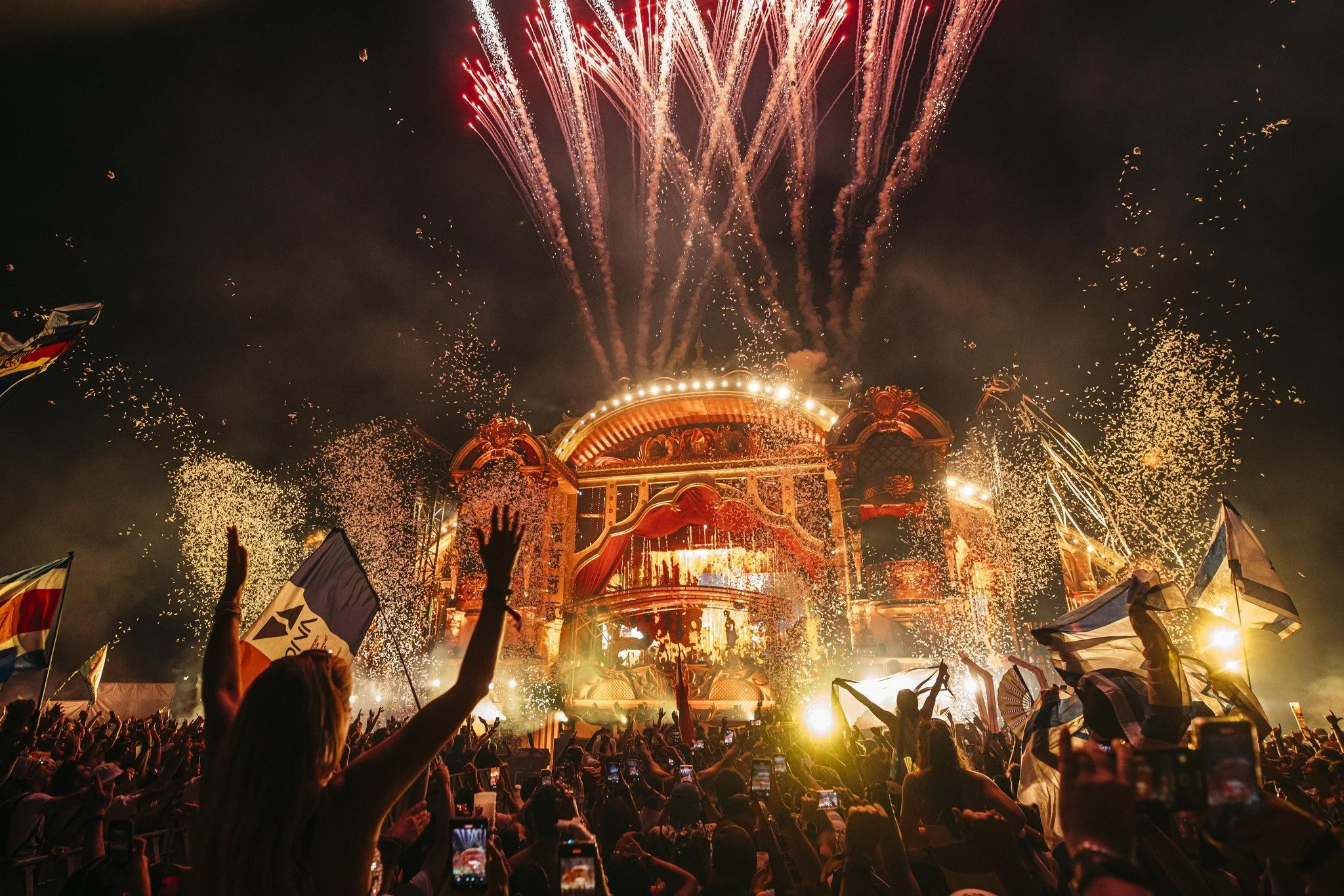 Tomorrowland-2024_unievento (4).jpg