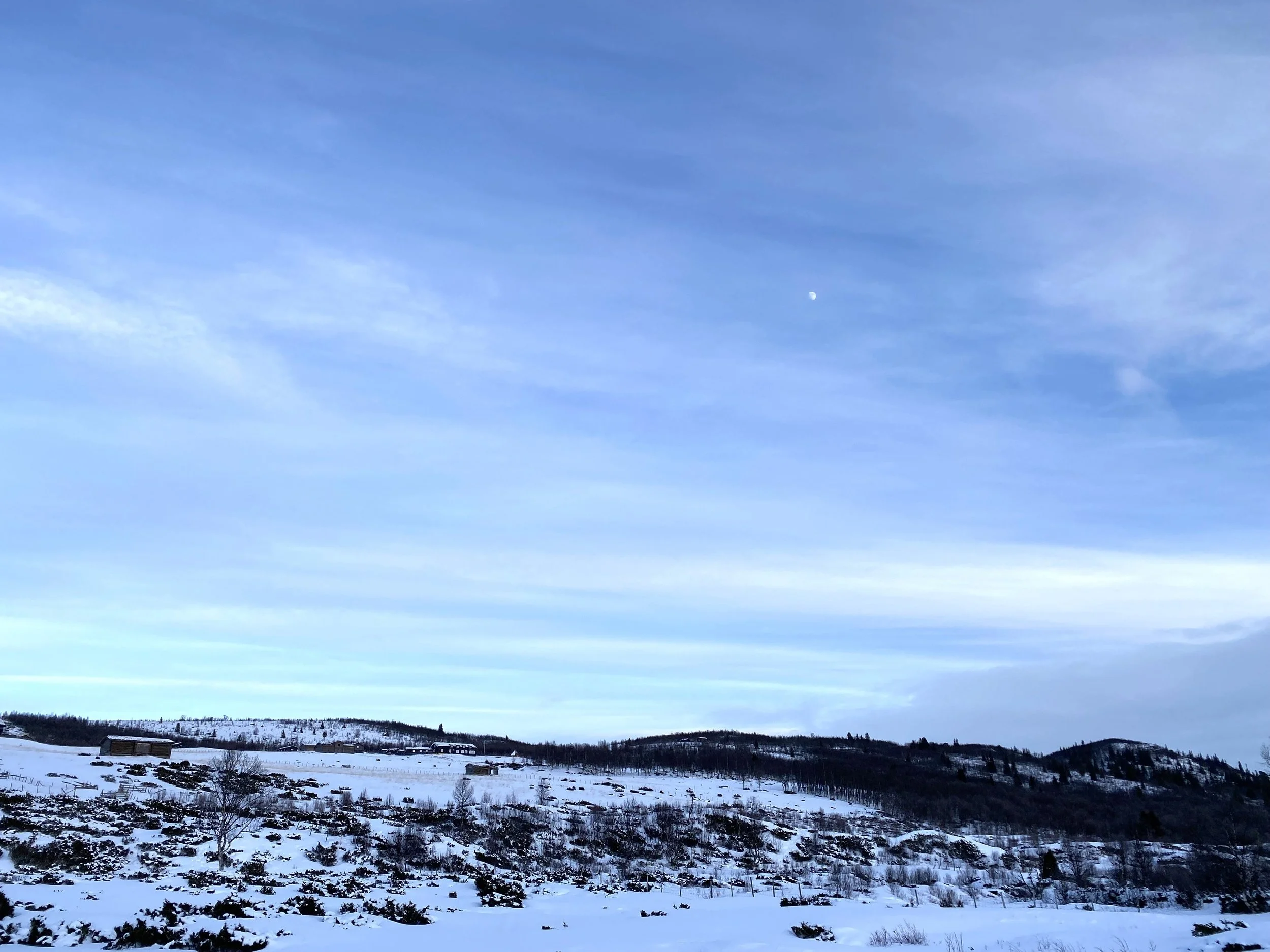 Svært beskjedene snømengder på Liomseter 11. februar 2022 (foto: Gausdal fjellstyre)