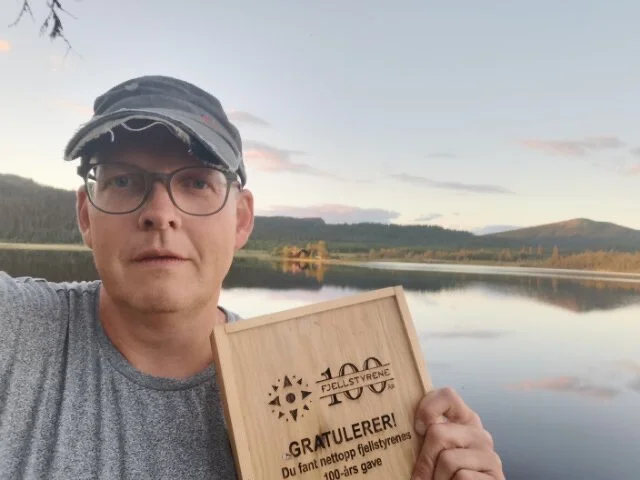  En meget fornøyd kar, som har vunnet gratis fiskekort i Gausdal statsallmenning i 100 år! 