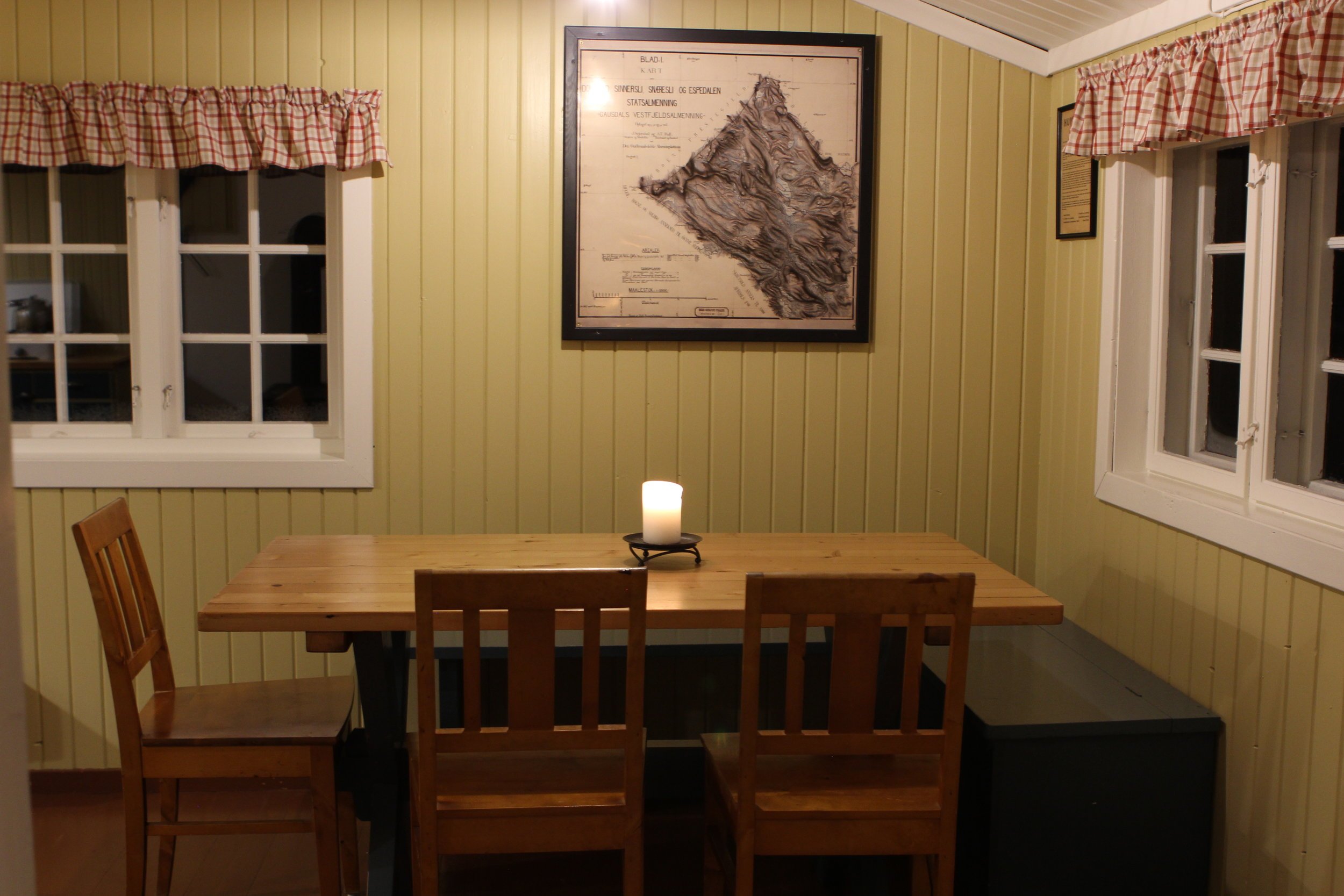 Nymalt kjøkken på Revsjøhytta 27. november 2018