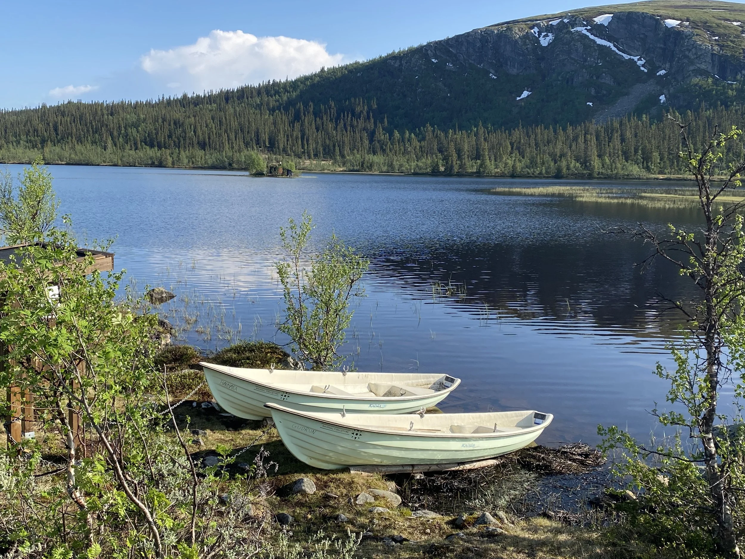 Båtene Gudrund og Barbara leies ut på Snæra