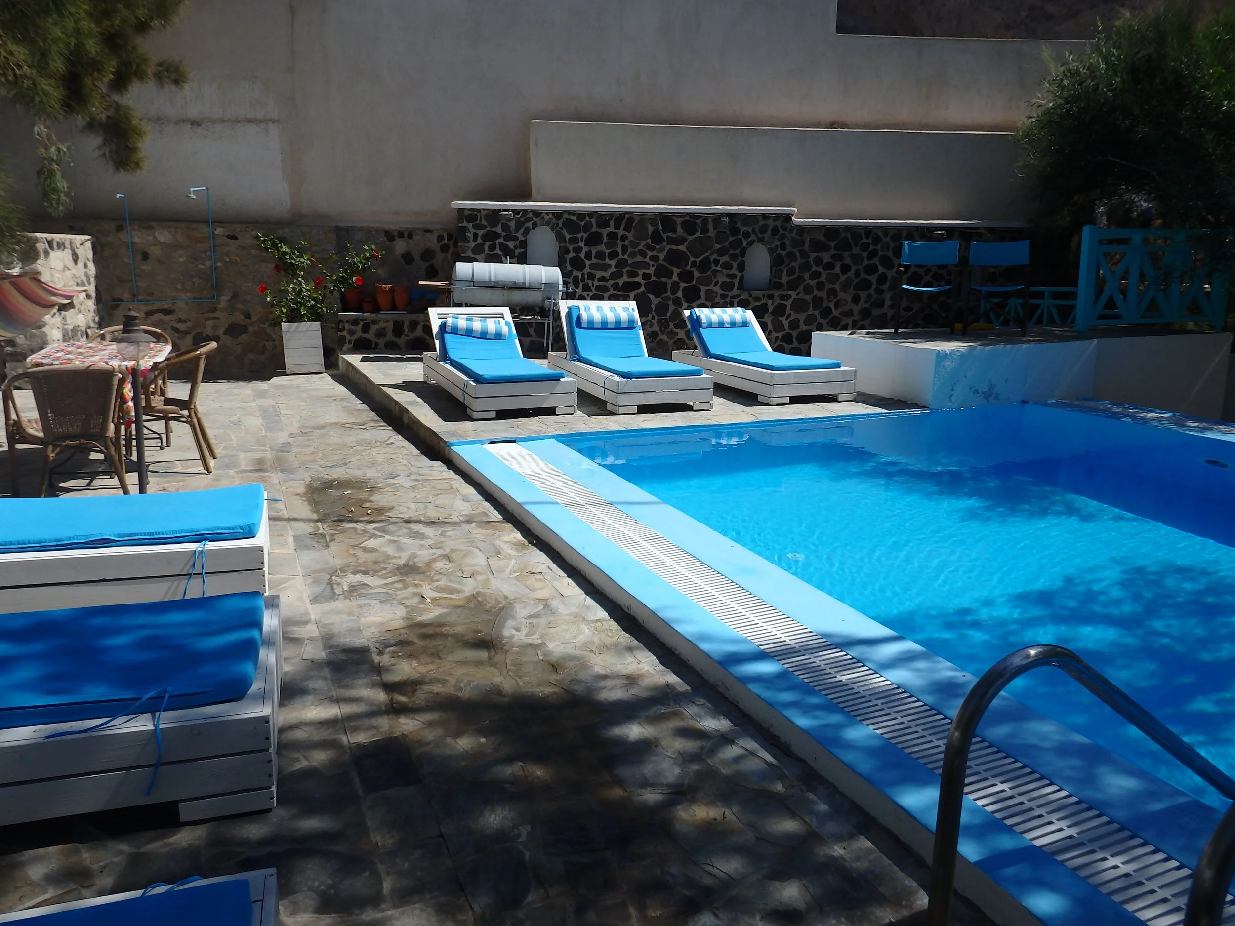 evizorzia villas perissa santorini top-rated accommodation