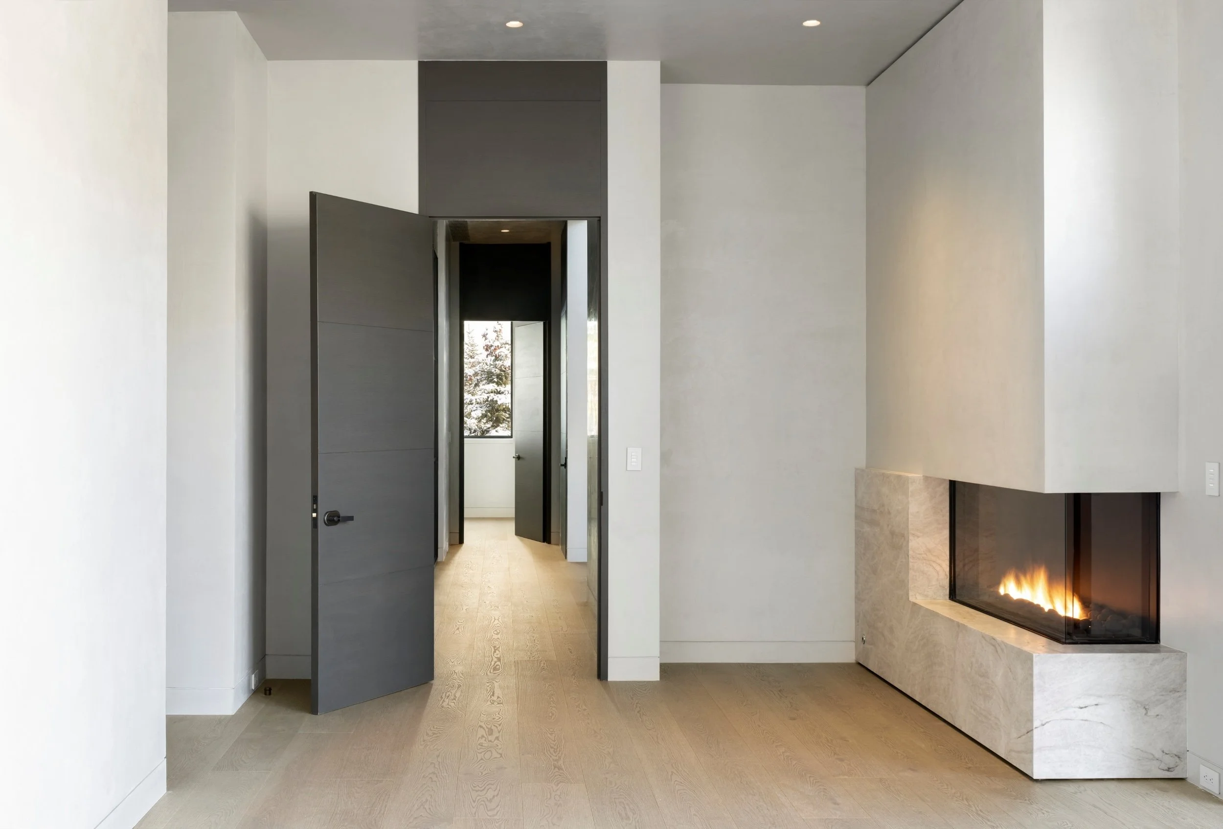 Honed-Studio-Interior-Design-Colorado-Rocks-Edge-Fireplace-White-Stone.jpg
