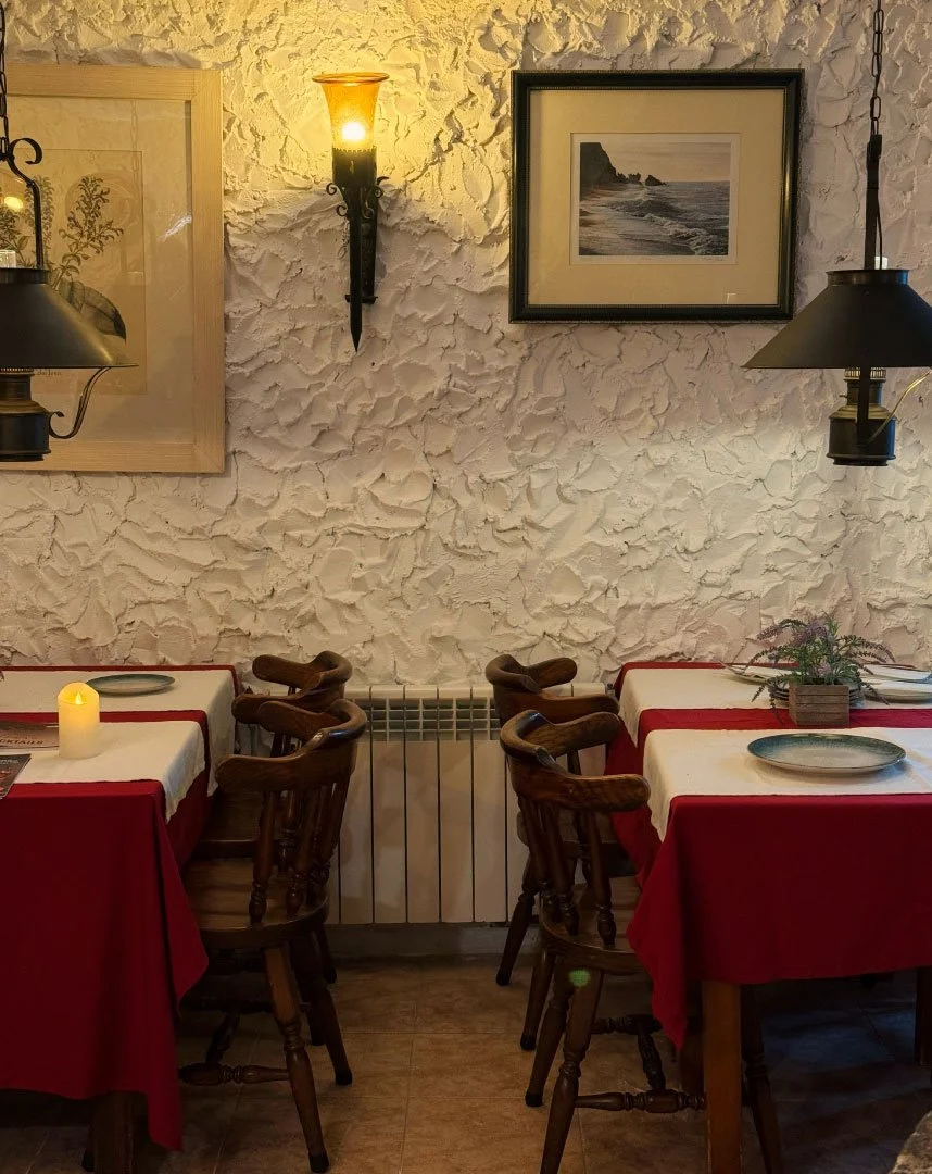 Casa_Rustica_Inside_1.jpg
