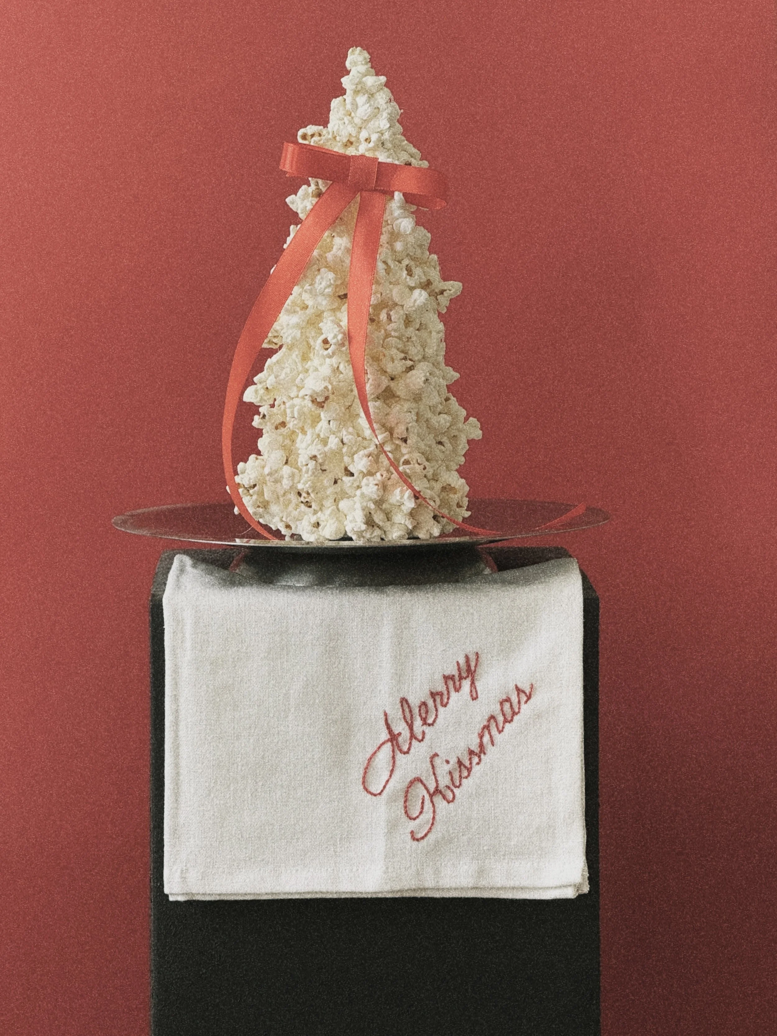 Festivus Collection – Merry Kissmas Napkins