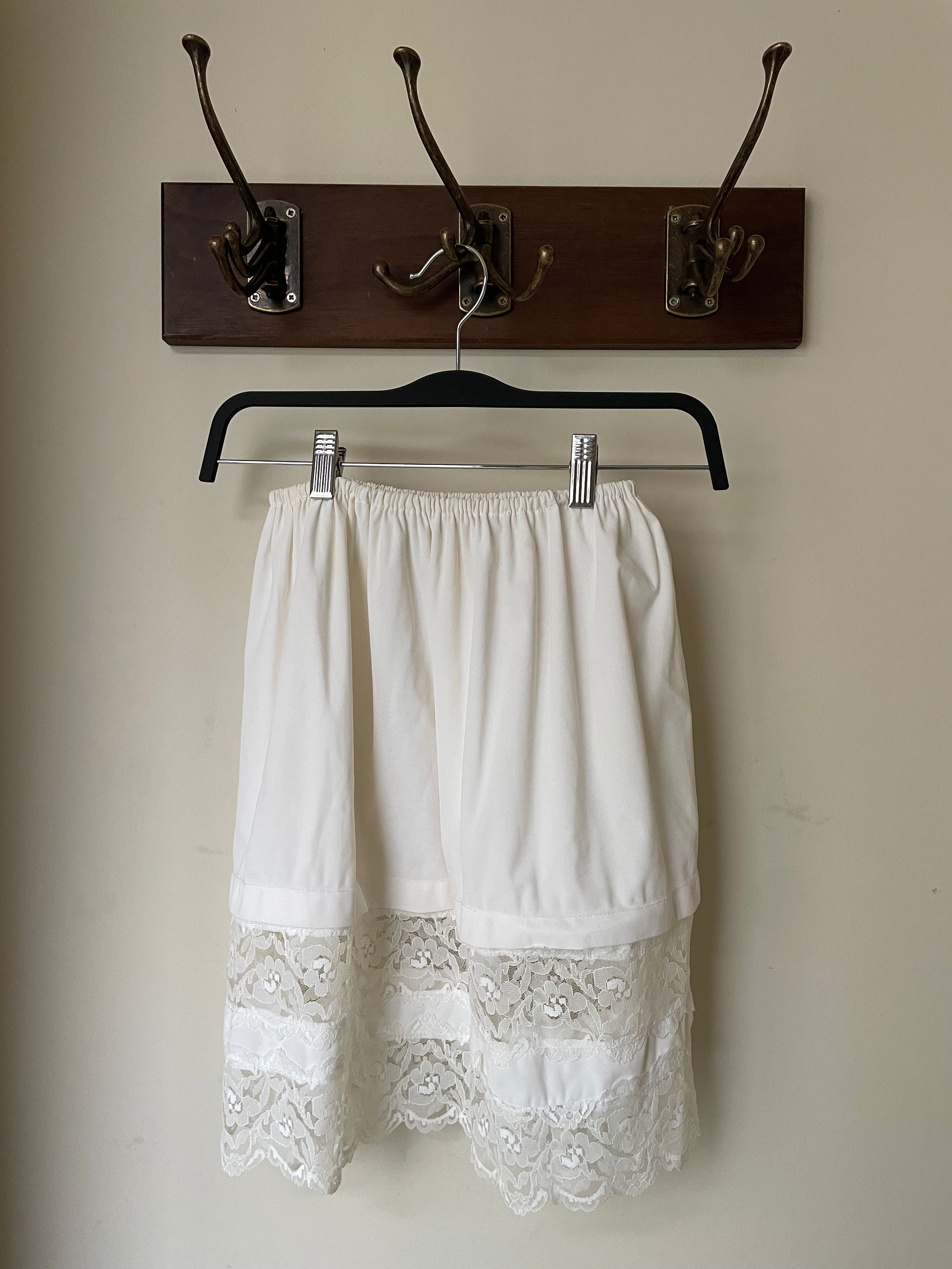 Lace Trim Midi Skirt – Vintage
