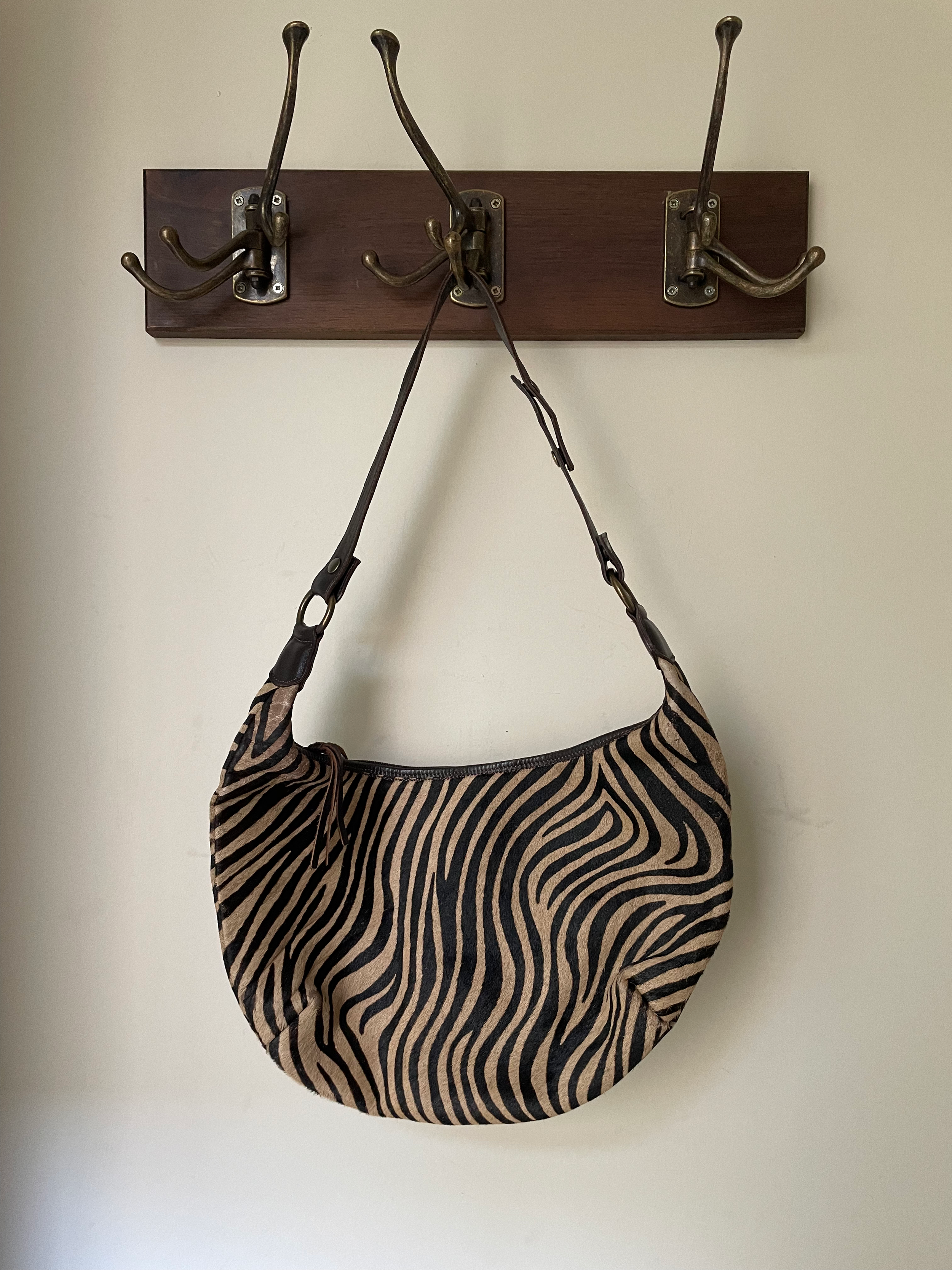 Zebra Pony Hair Shoulder Bag – Jacono