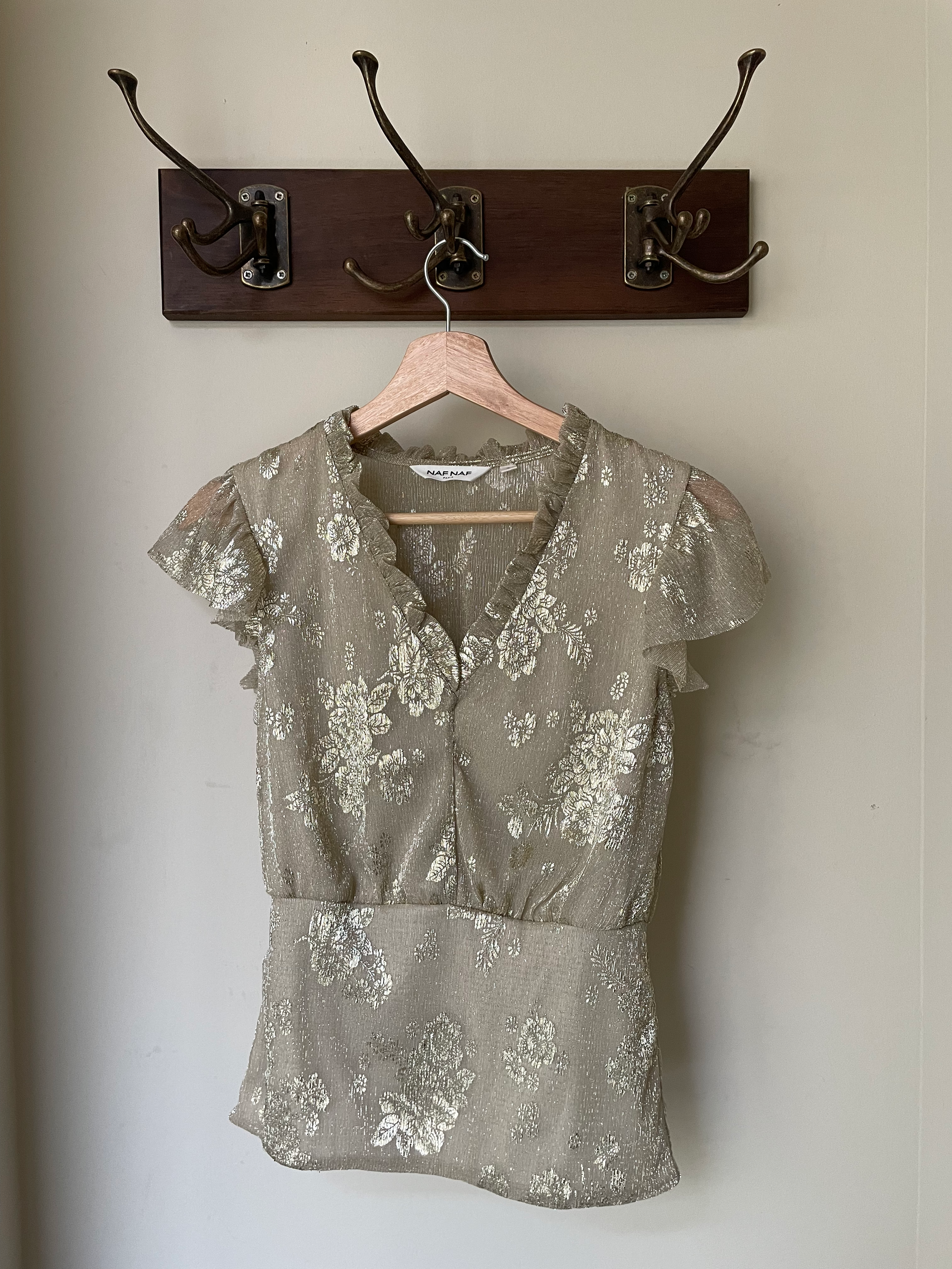 Floral Shimmer Top – Naf Naf