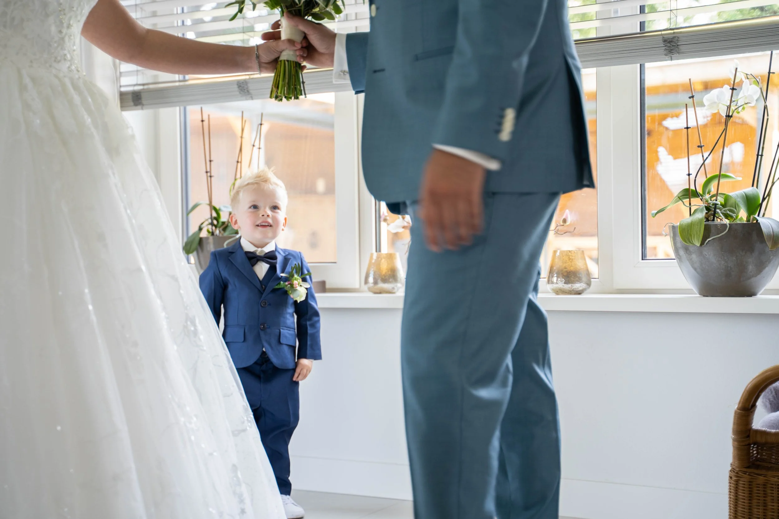 bruidsfotografie spontaan met kinderen door Diaspictures