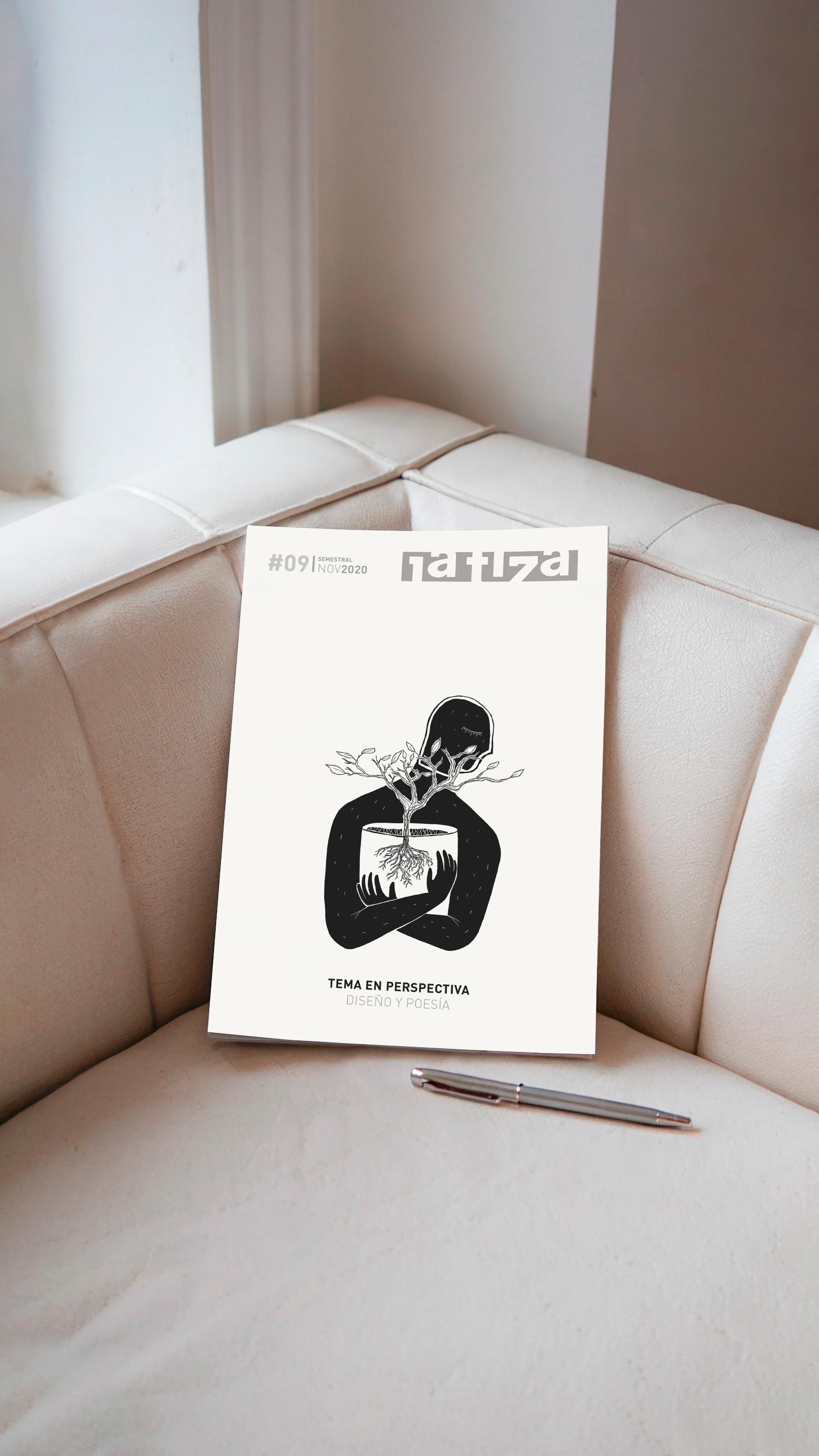 Magazine-Mockup-Sofa---MerciMockup2.png