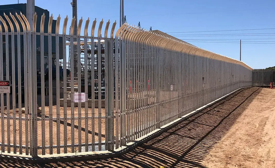 commercial-fencing-Melbourne.jpg.webp