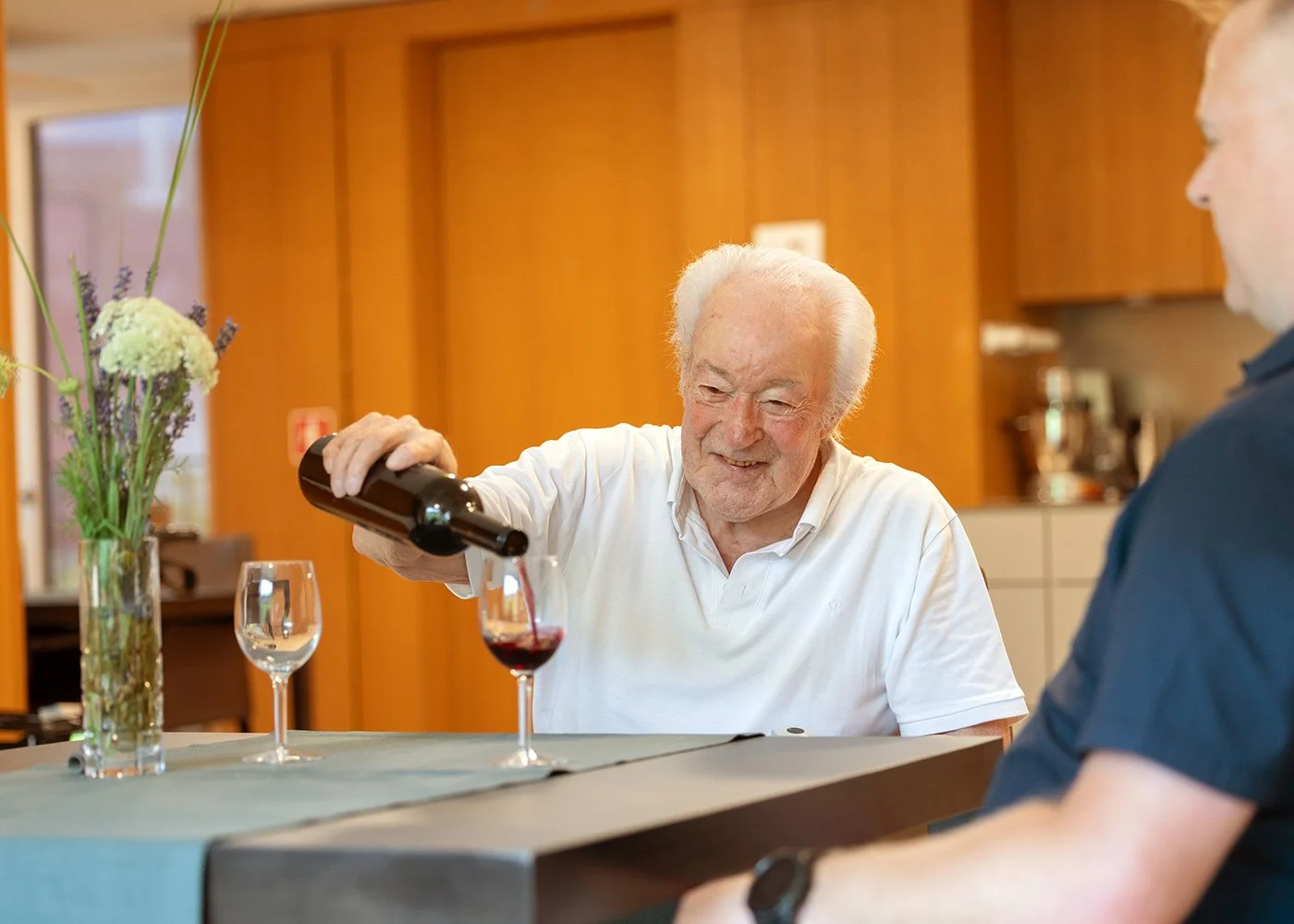 Gemeinsamen Essen im Pflegheim