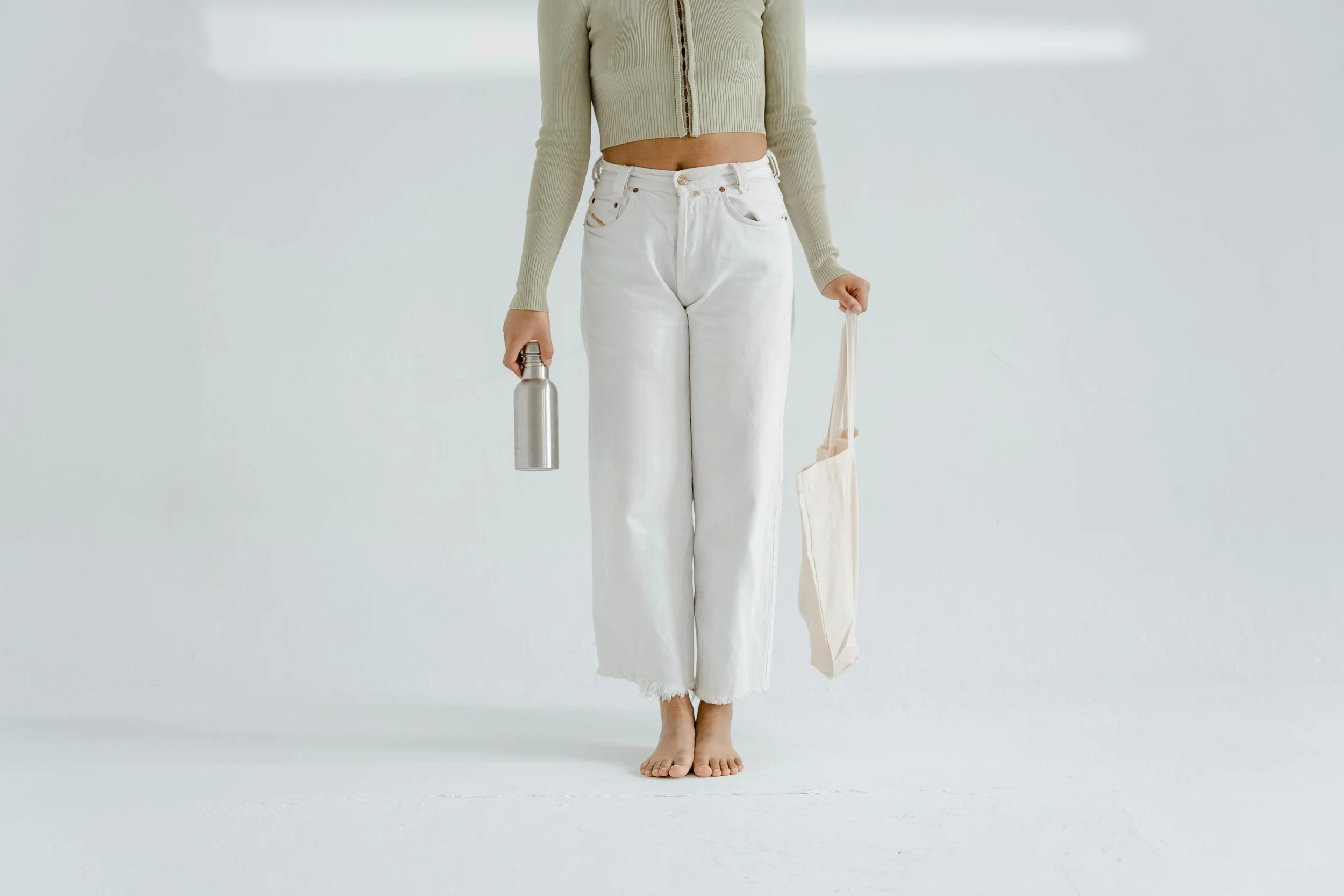 Eco-Friendly Travel Products Every Sustainable Traveler Needs