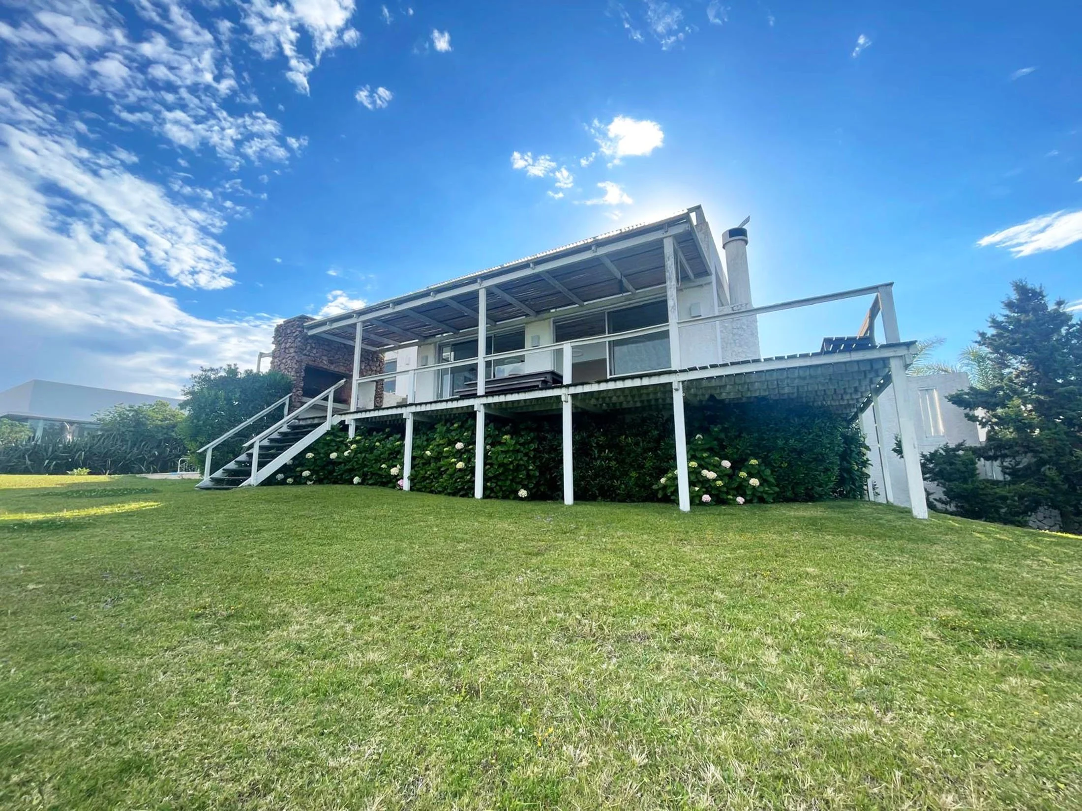 José Ignacio Zentrum | Haus auf großzügigem Doppelgrundstück | $7,250,000