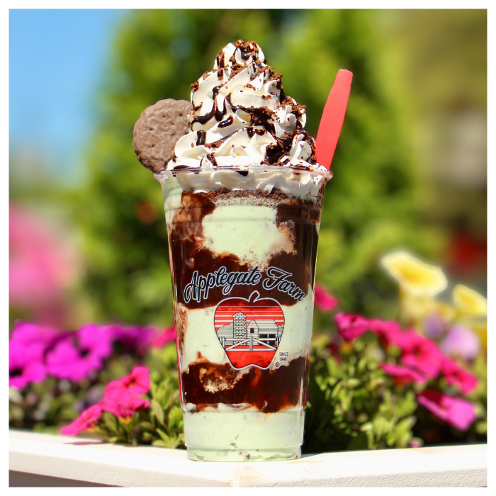 Mint Cookie Sundae