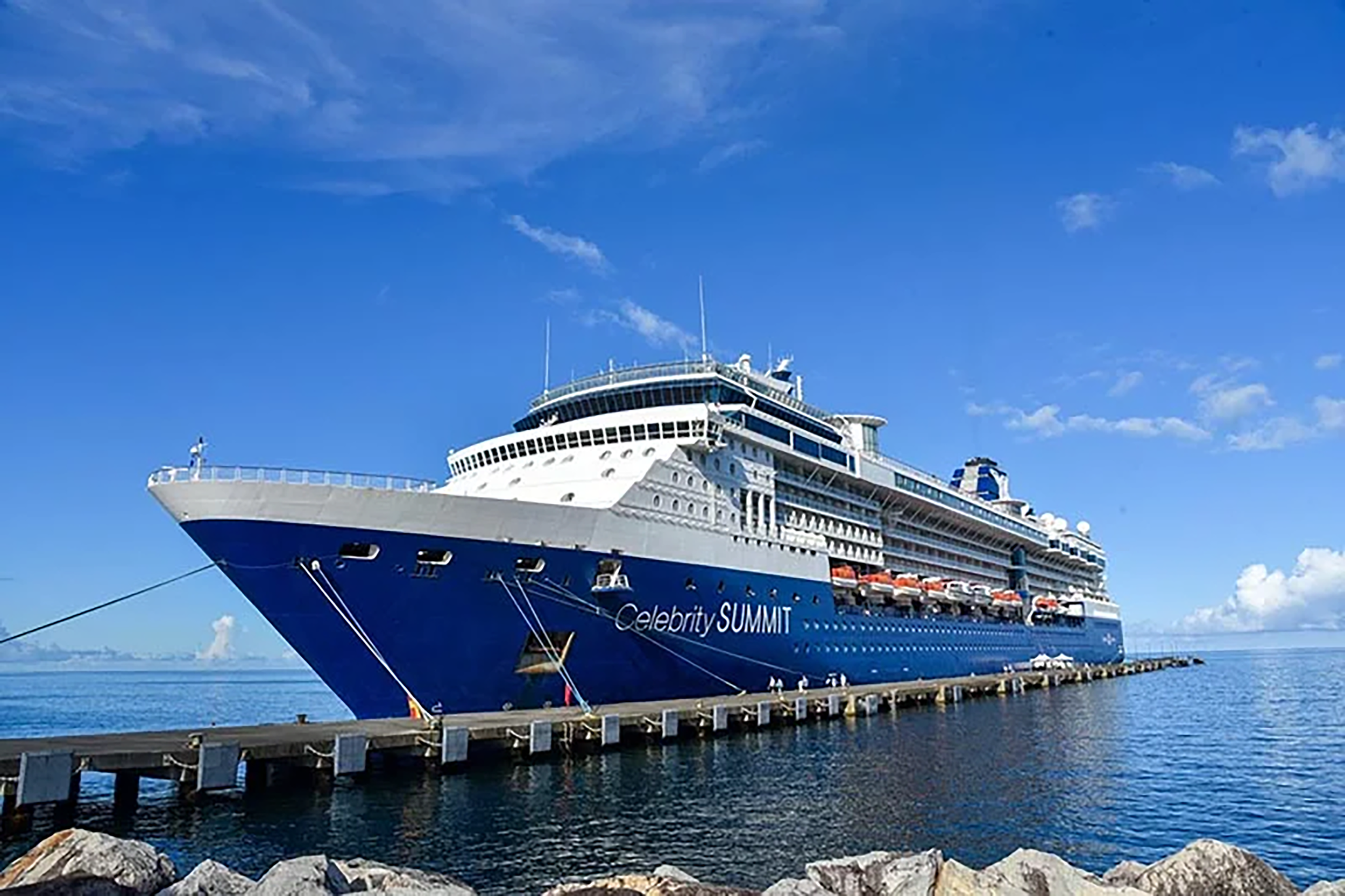 celebrity_summit_in_grenada.png