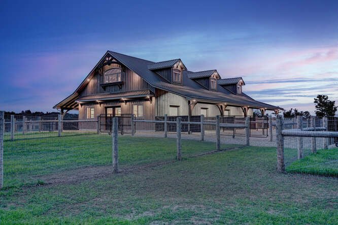 5811 6 Line guelph ON N0B 2K0-small-081-083-1-666x444-72dpi.jpg