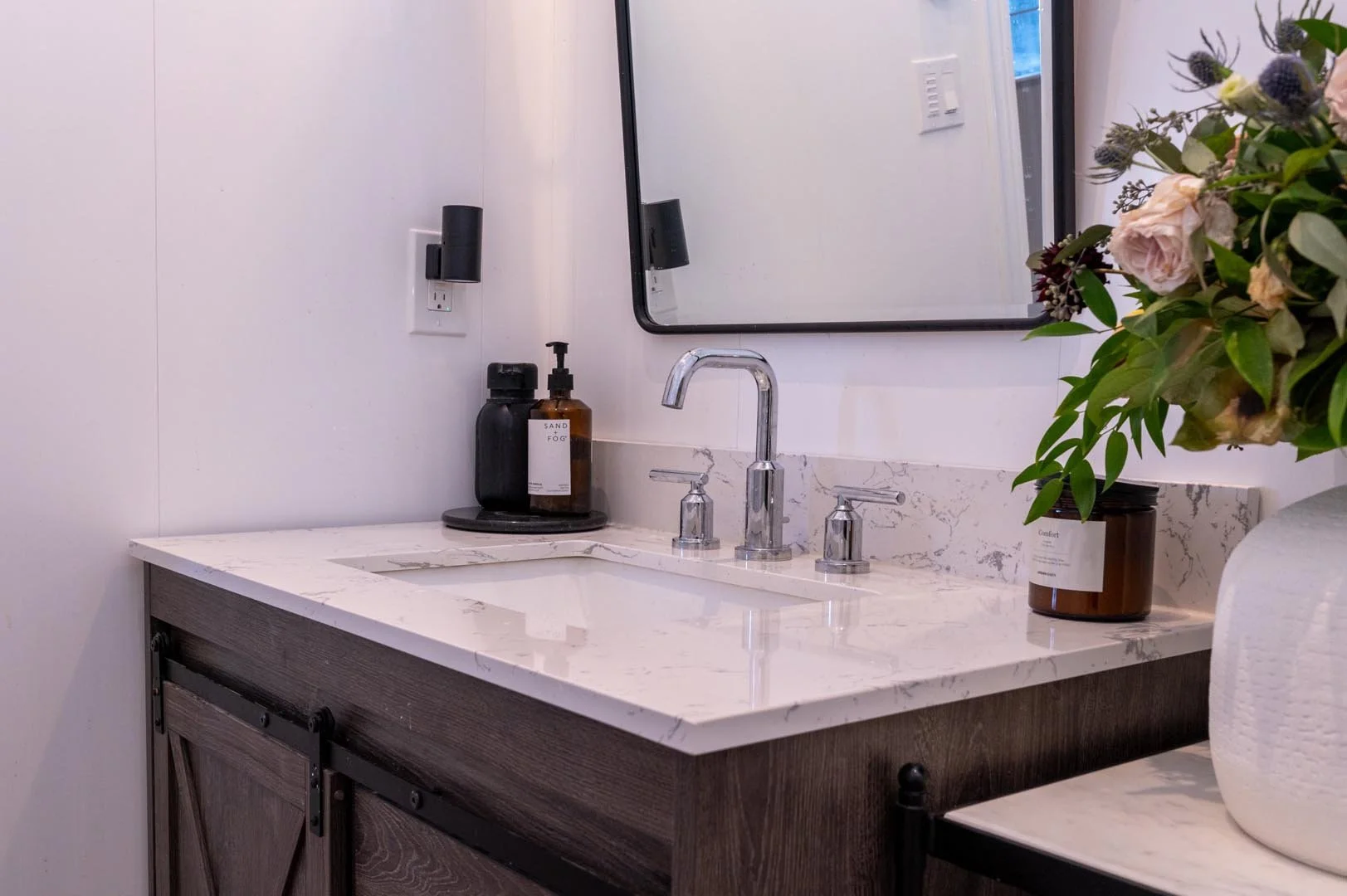 035-10268 3 Line, Milton (35).jpg