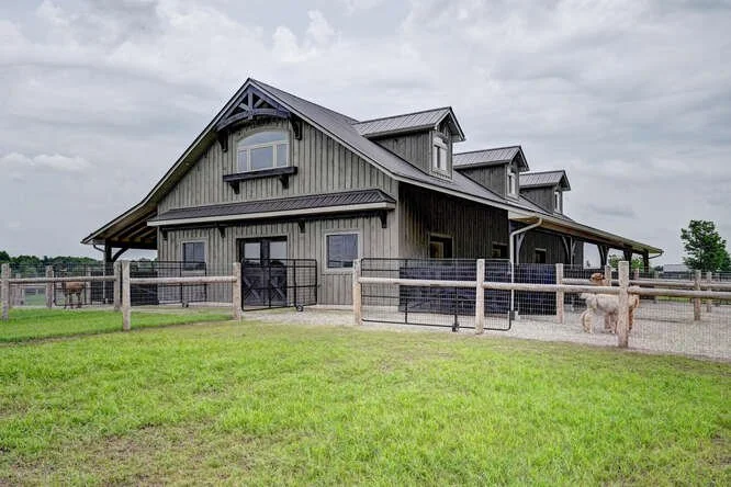 5811 6 Line guelph ON N0B 2K0-small-016-026-Exterior 15-666x444-72dpi.jpg