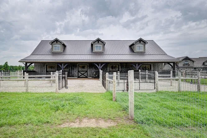 5811 6 Line guelph ON N0B 2K0-small-018-031-Exterior 17-666x444-72dpi.jpg