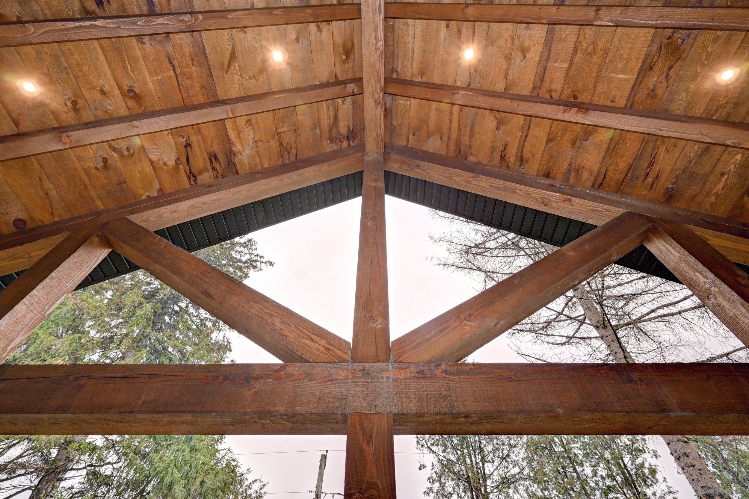 062-99 Exterior (10).jpg