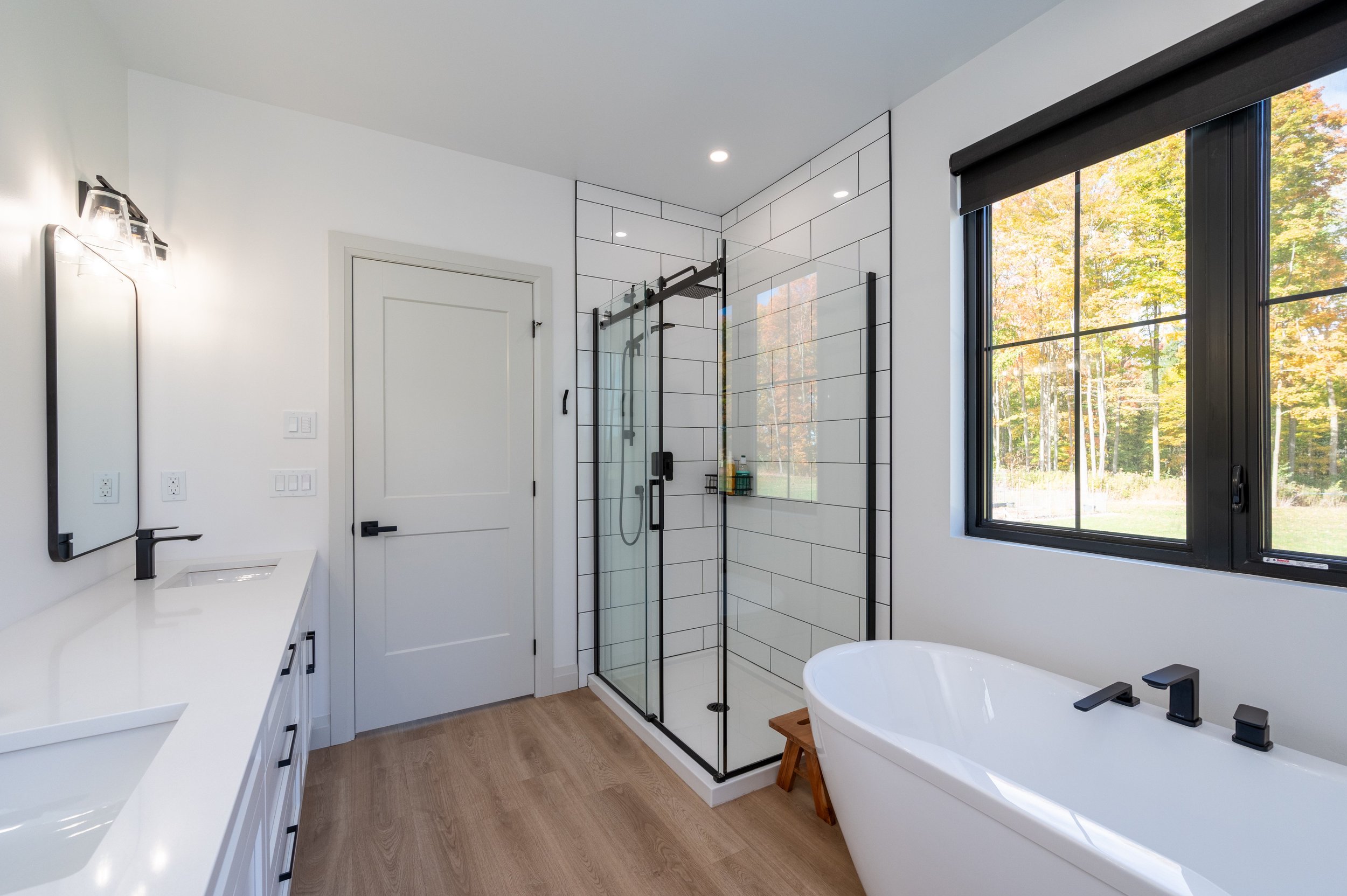 067-61 Ger Ensuite  (4).jpg