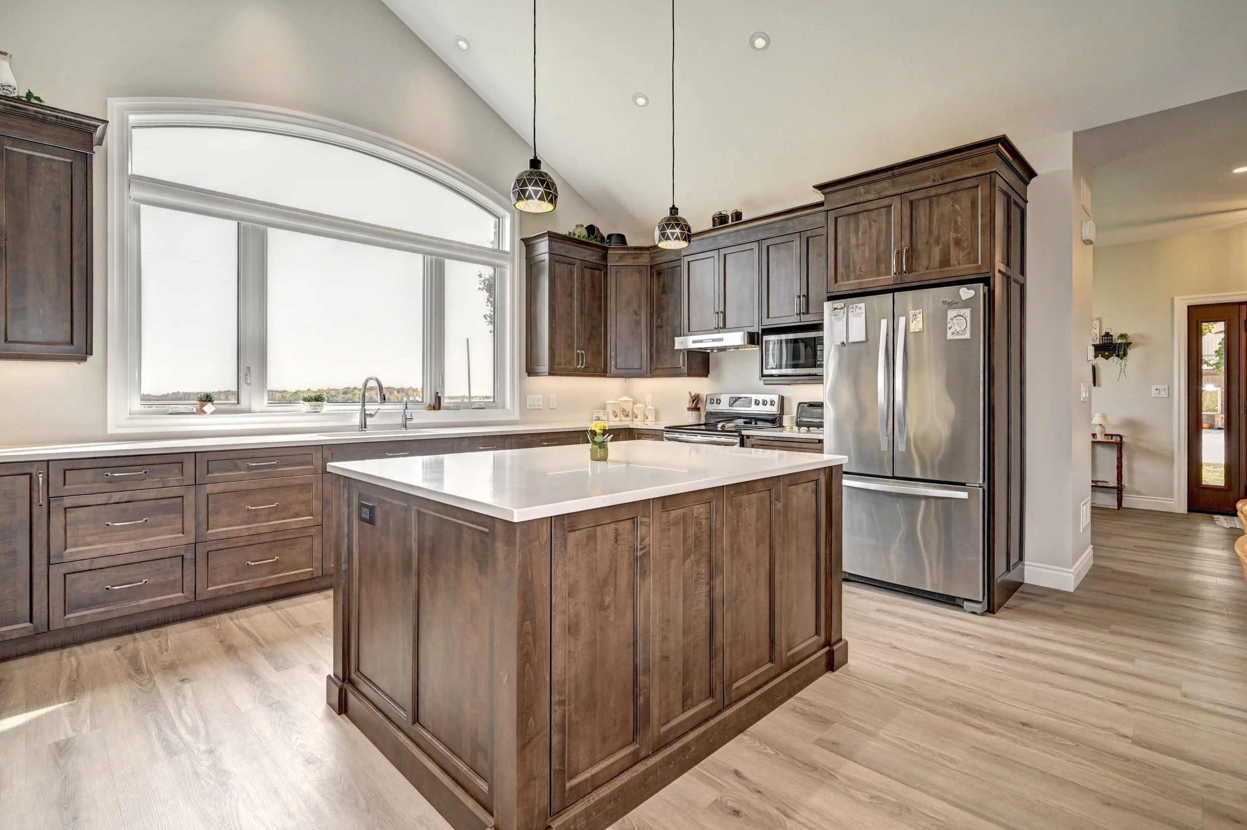 033-50 Kitchen (3).jpg