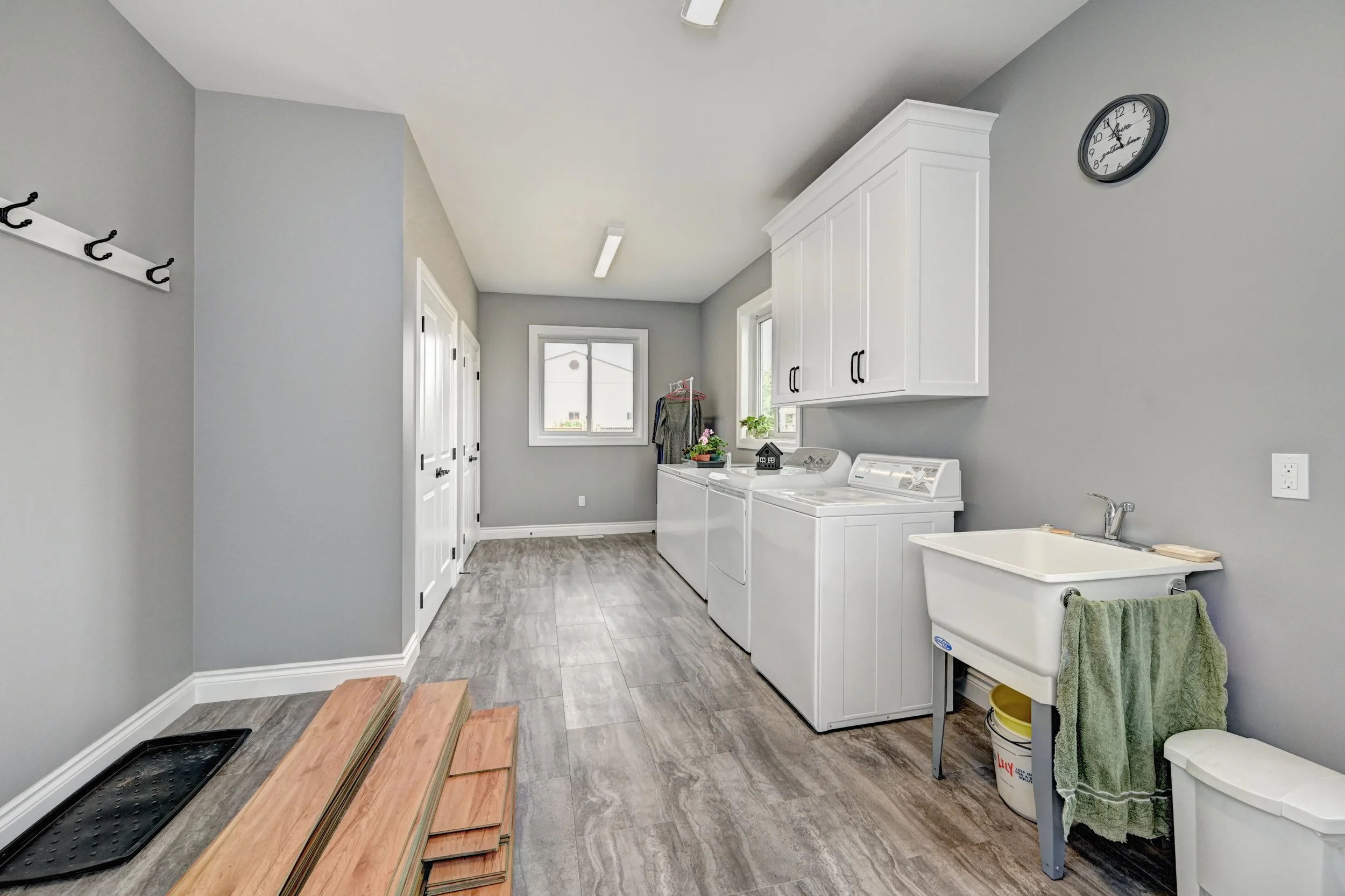 045-50 Laundry room (2).jpg