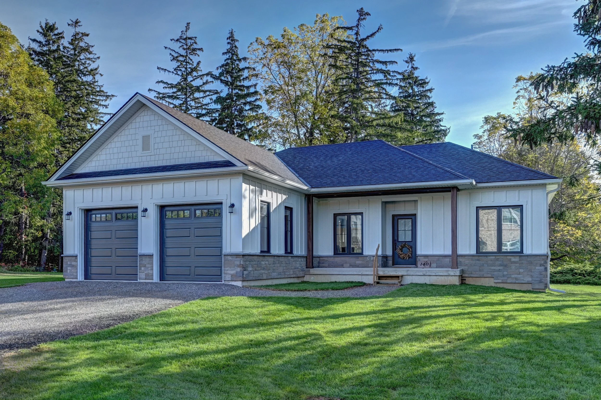 056-99 Exterior b (10).jpg