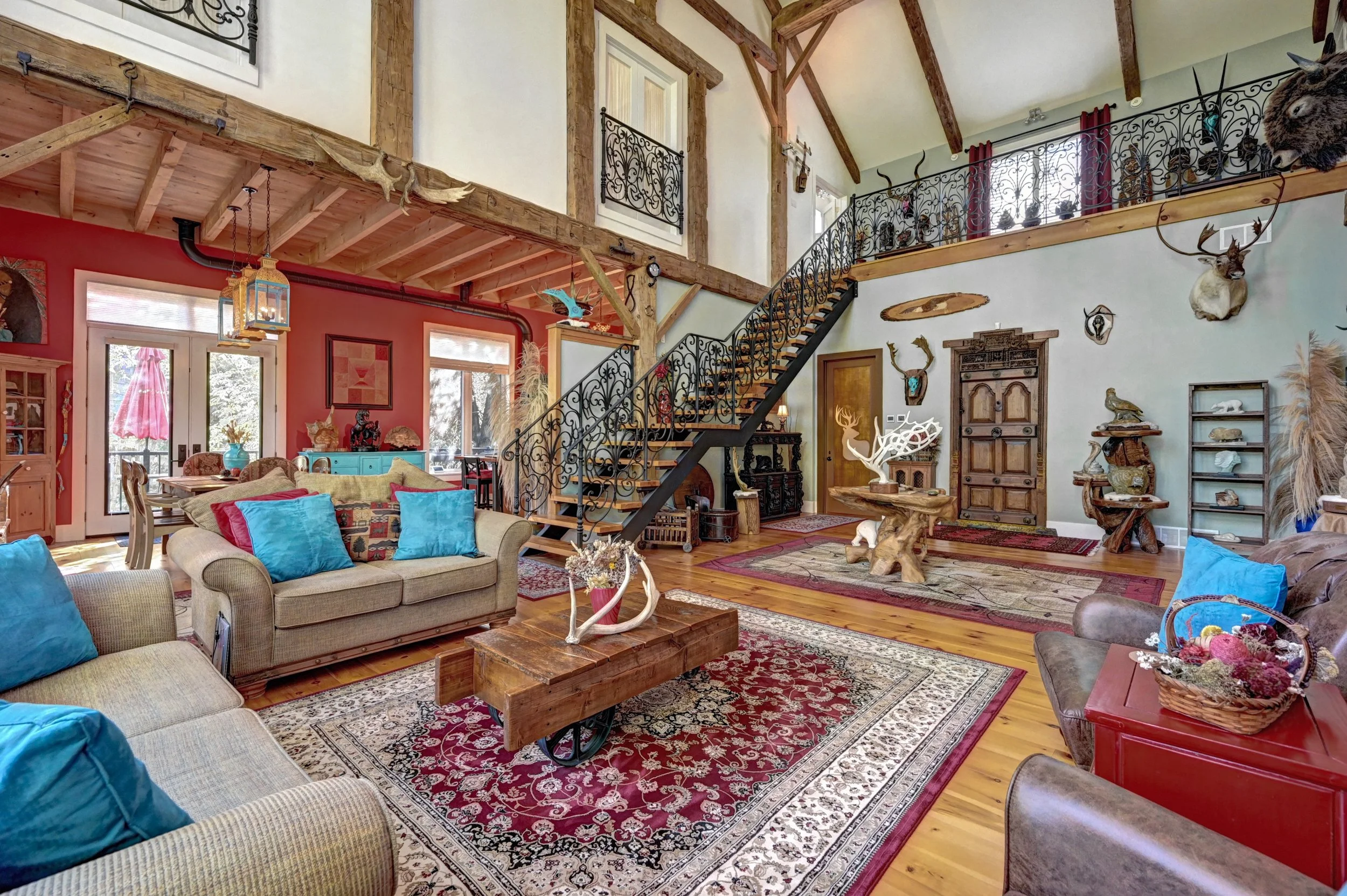 014-36 Family Room (4).jpg