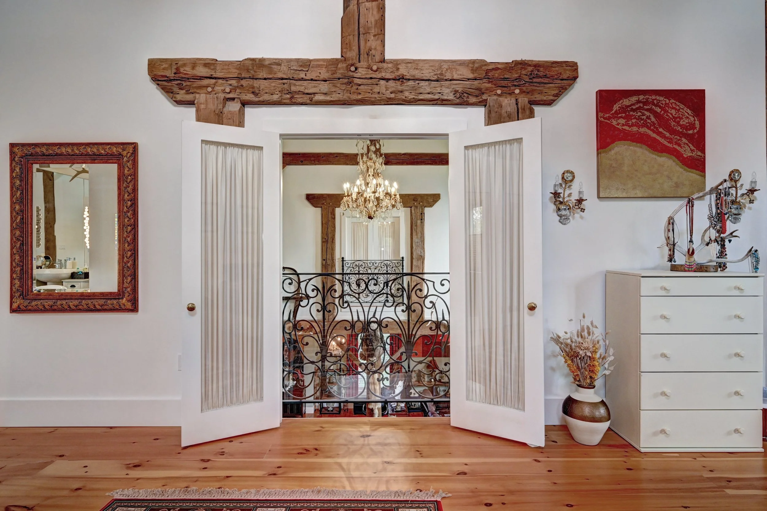 042-71 Bedroom one  (7).jpg