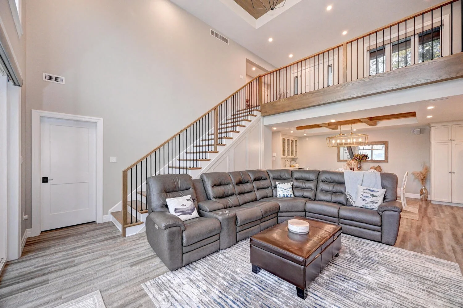 157 Road 100 Moorefield ON N0G-large-017-019-Family Room 1-1500x997-72dpi.jpg