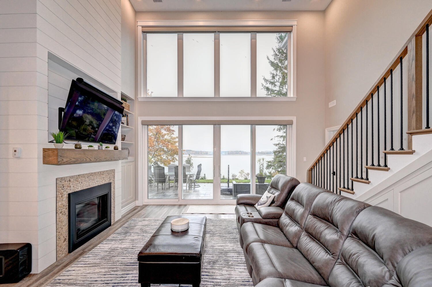 157 Road 100 Moorefield ON N0G-large-025-024-Family Room 10-1500x998-72dpi.jpg