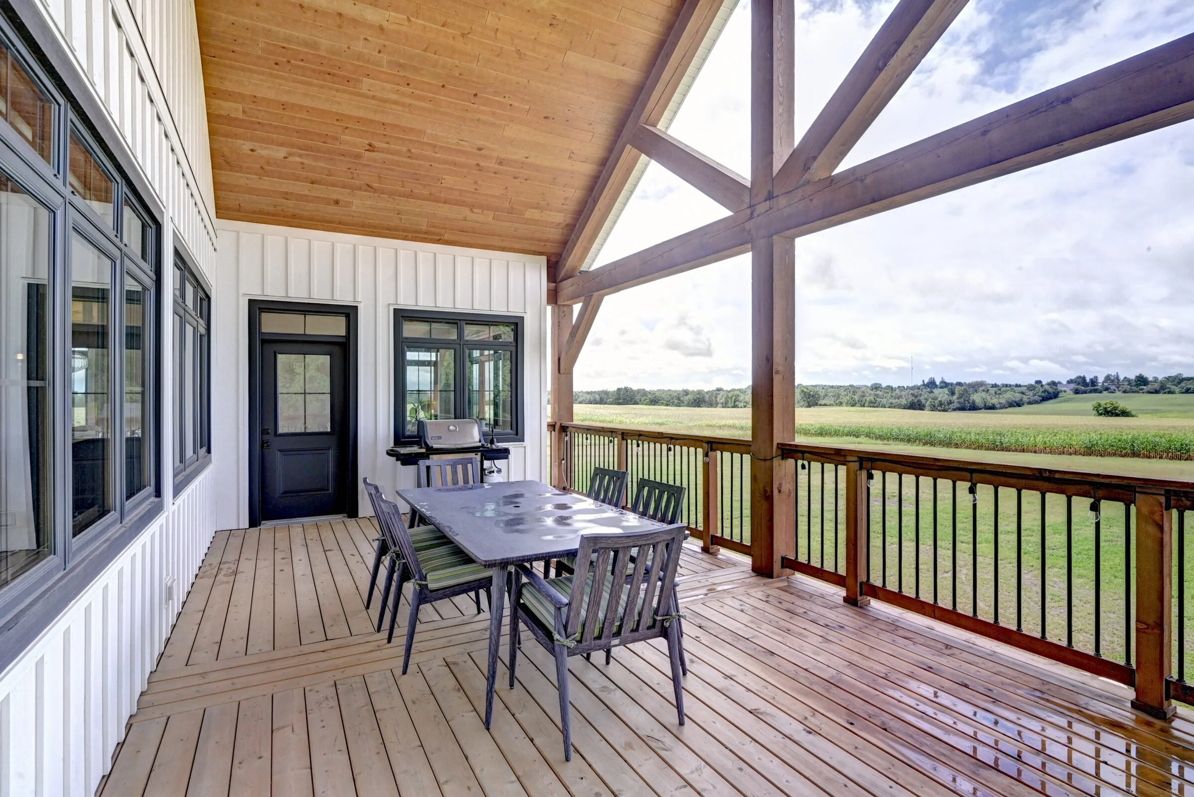 6046 1 Line Erin ON L0N 1N0-print-099-109-Outside 36-2397x1600-300dpi.jpg